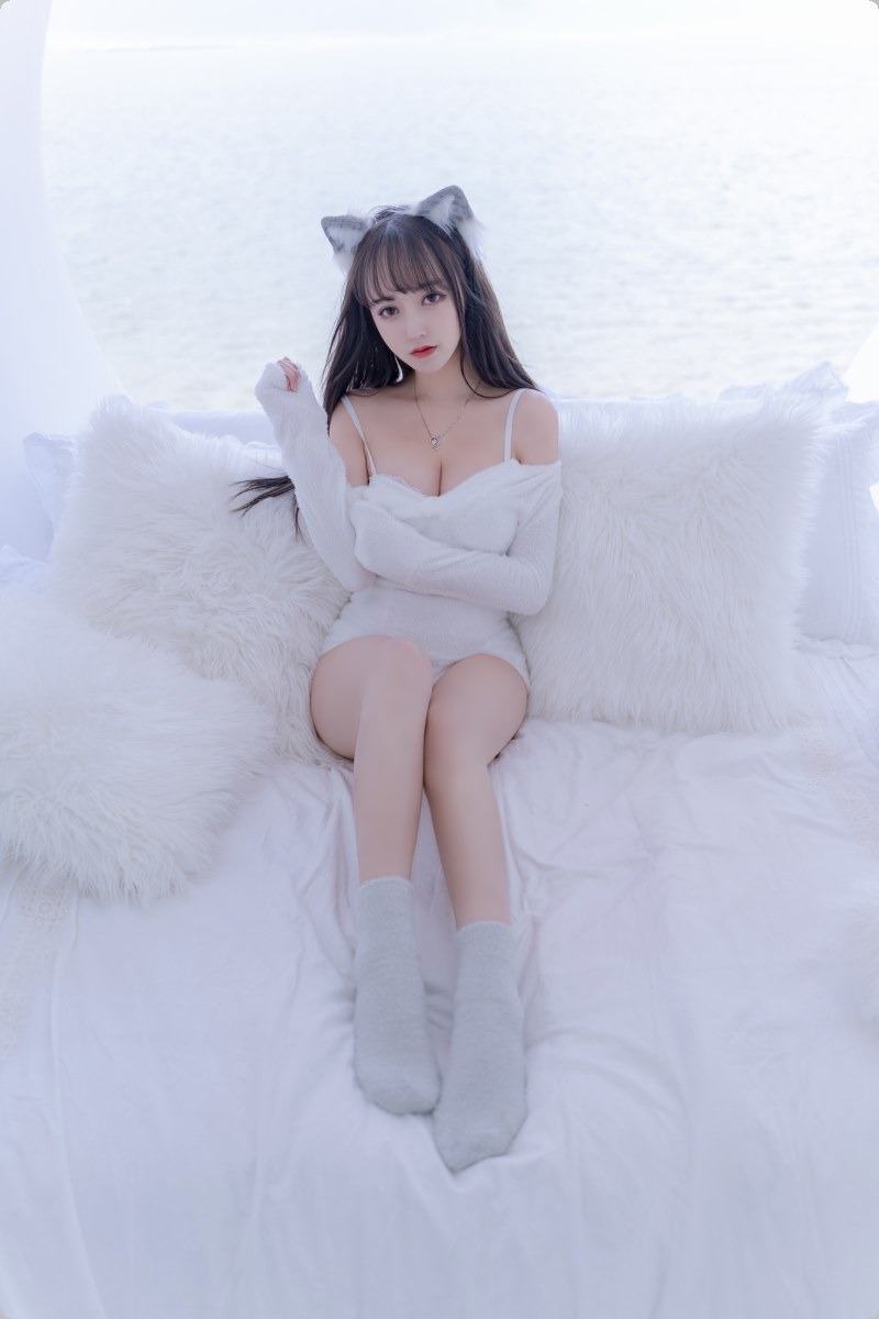 [Cos]过期米线线喵 - 小白狼[56P] 41