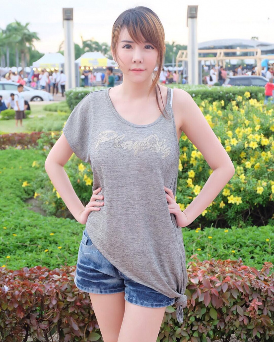[Image: 17e6c4e9713b4a90cbb19.jpg]