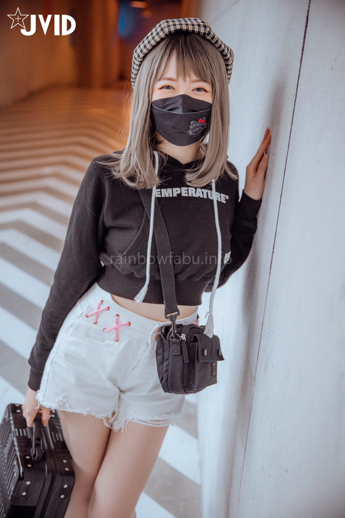 JVID精品 卯咪-兼职做片场修片师 4