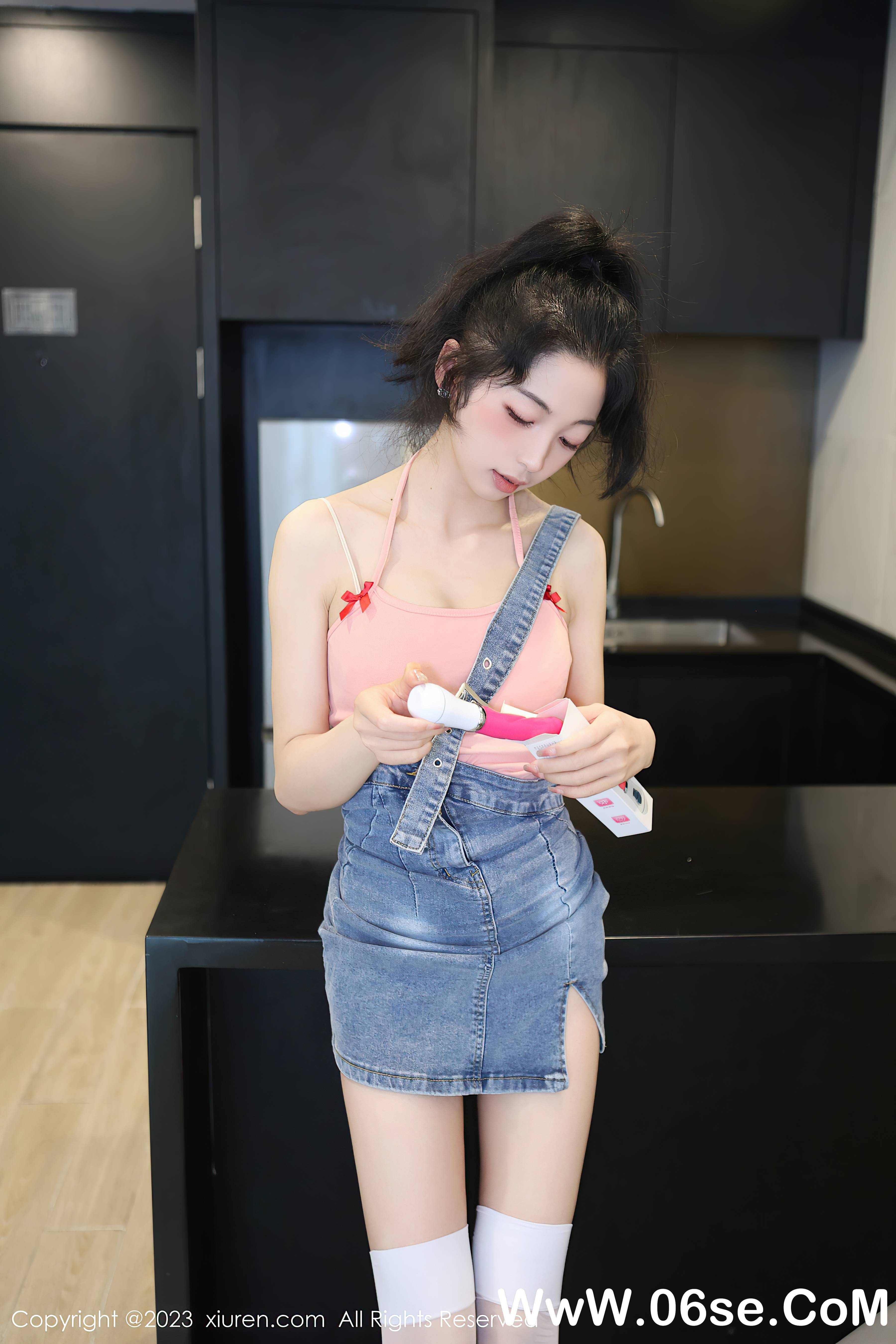 图片[19]-[XiuRen秀人网] 2023.05.29 NO.6816 茜茜Kimi-六色网