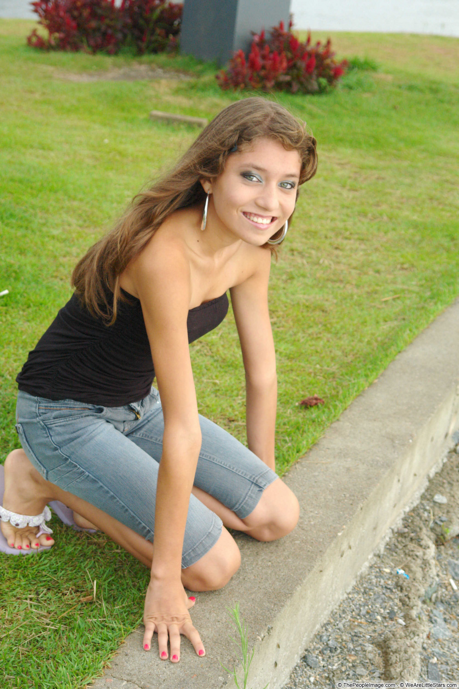 [Image: 18362376c557e2b34cf5f.jpg]