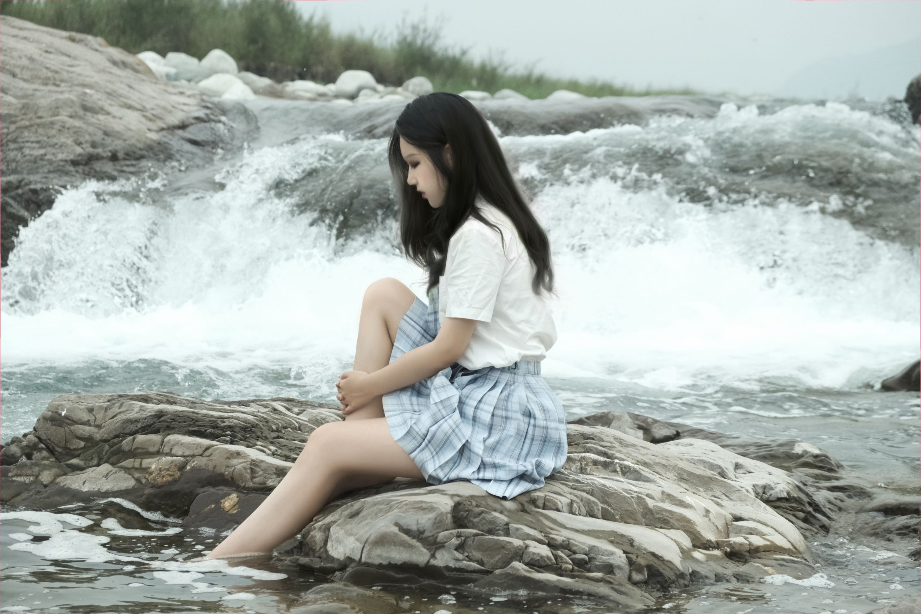 eloise软软 - 河边JK 16