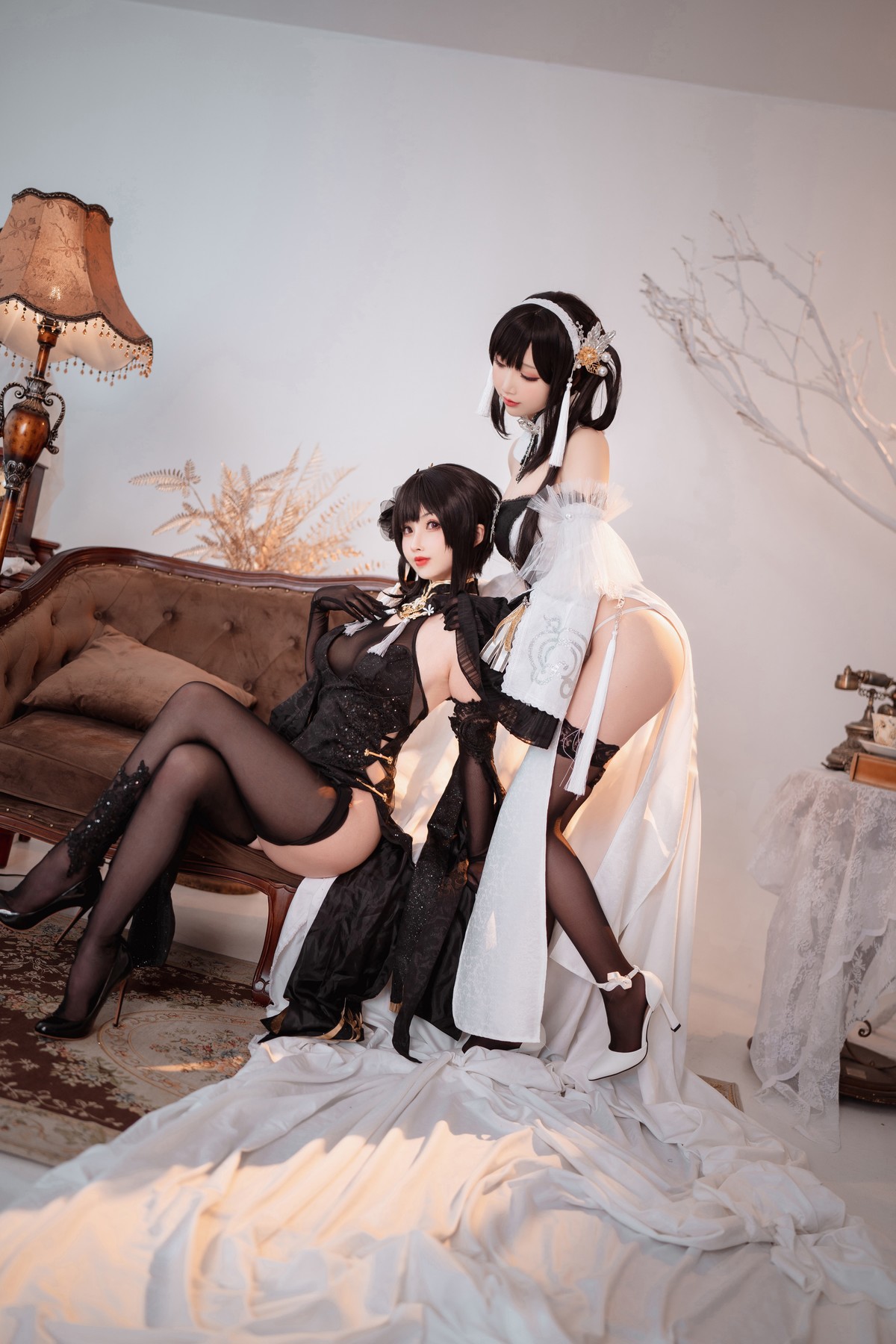 Rioko凉凉子 Cosplay 黑白镇海双人 34