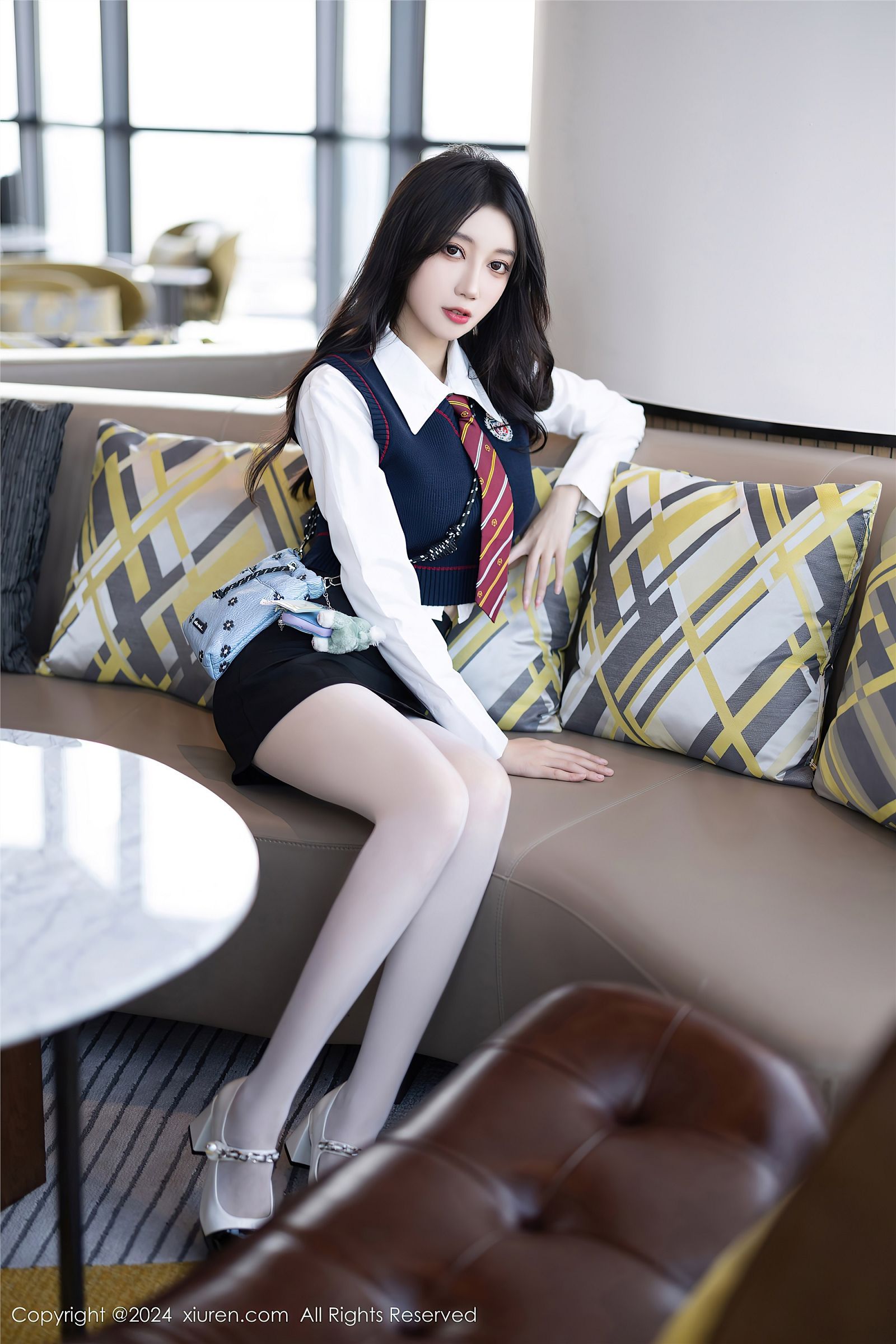 图片[4]-[XIUREN秀人网] 2024.03.18 NO.8247 玥儿玥-六色网