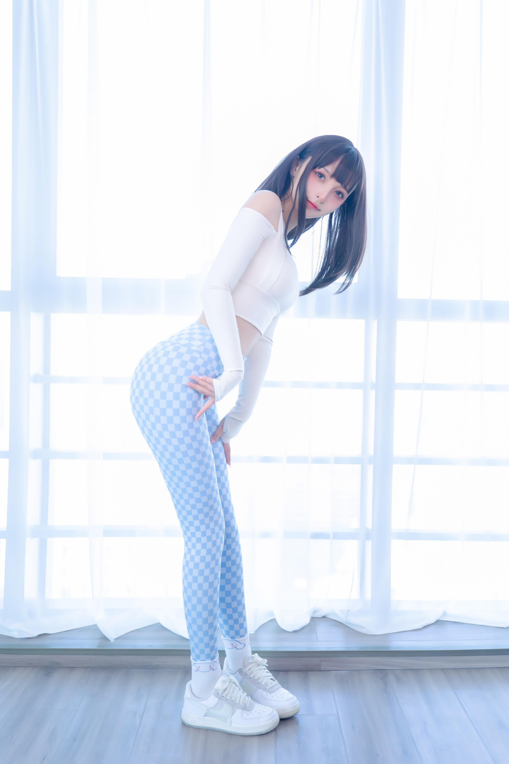神楽坂真冬 - NO.93 蓝白格 [75P-172MB] 56
