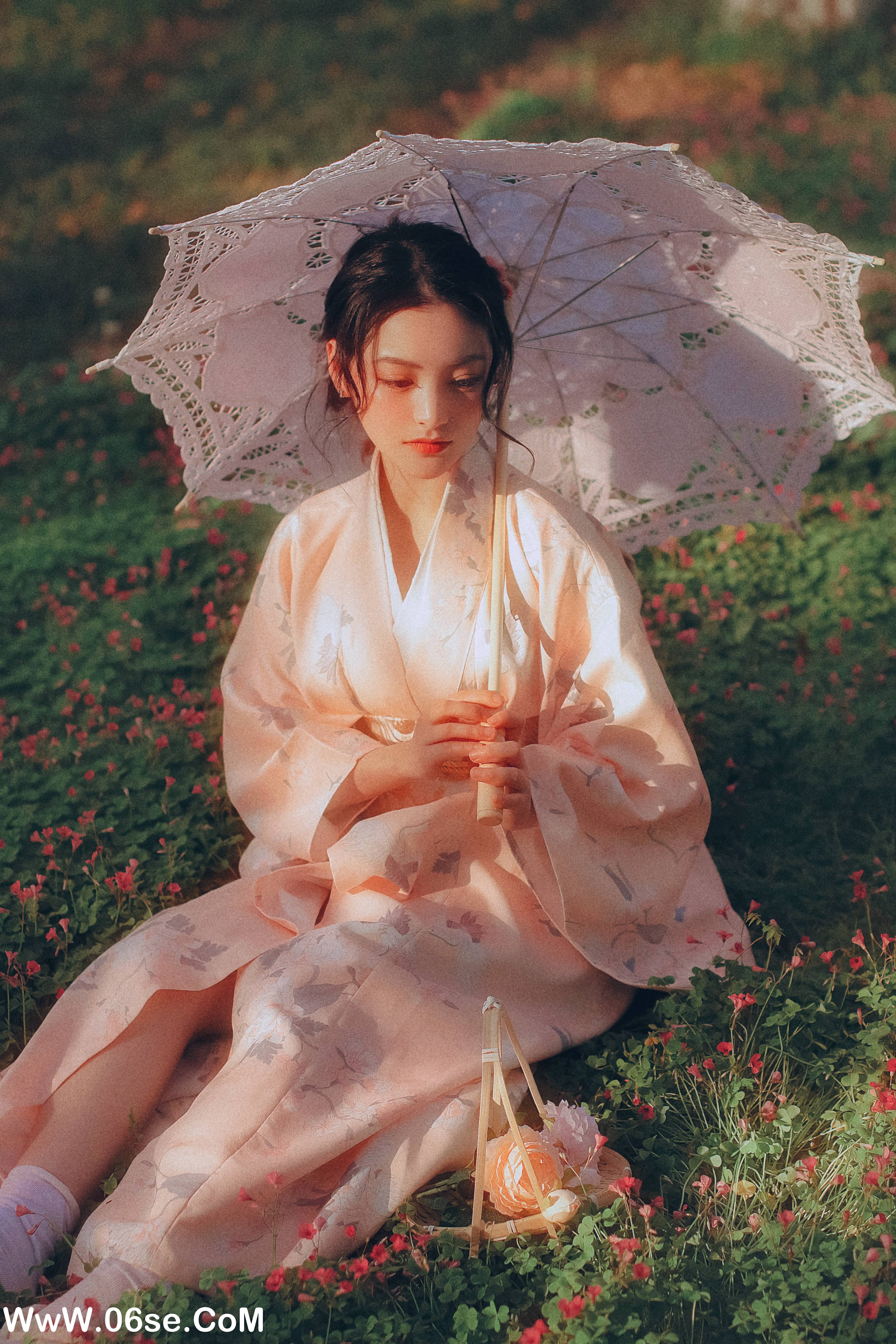 图片[26]-[YITUYU艺图语]2022.12.16 春日的炽热与温柔 雨三岁ya[37+1P／266MB]-六色网