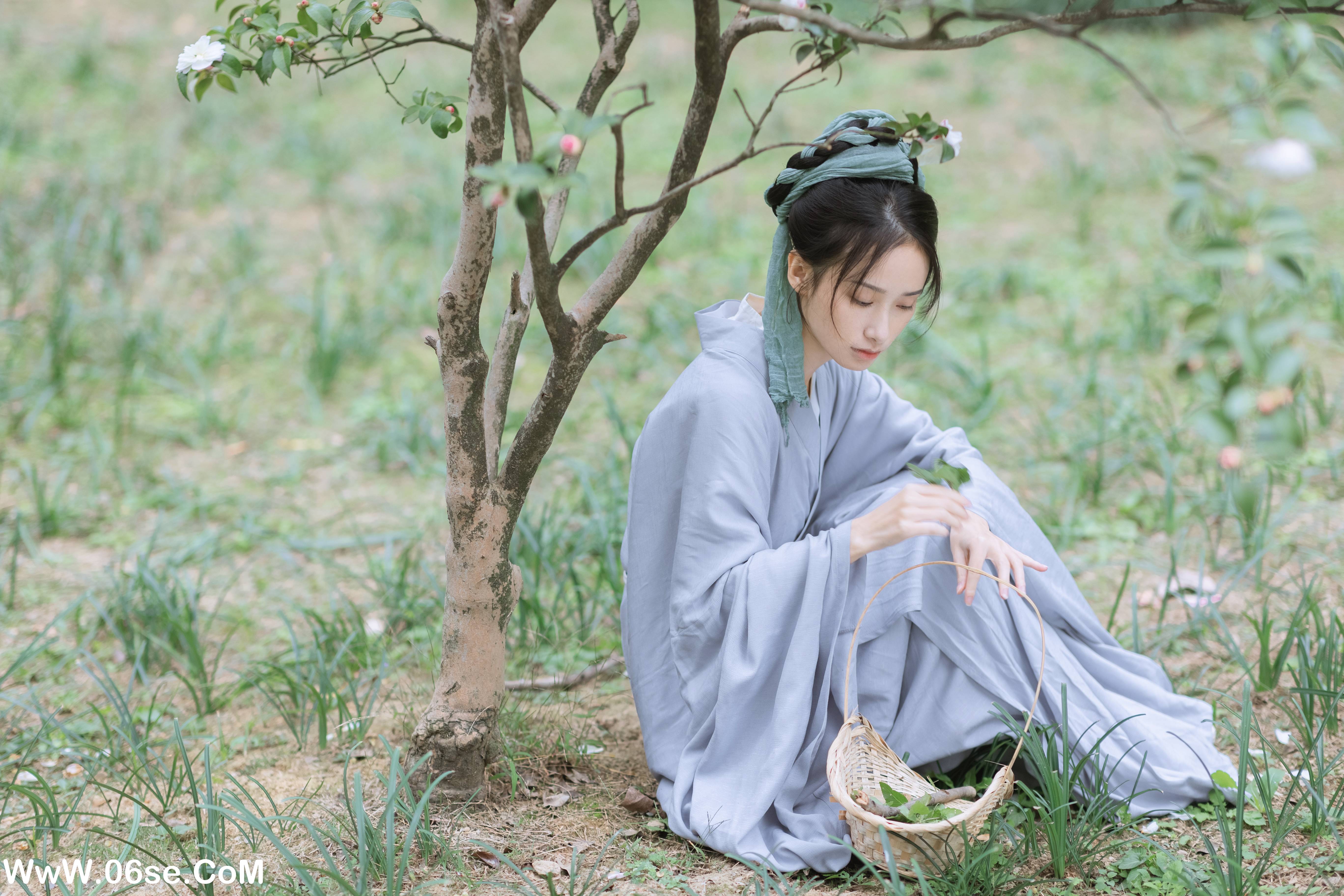 图片[27]-[YITUYU艺图语]2022.11.25 王宝钏挖野菜 眸小妖[28+1P／262MB]-六色网