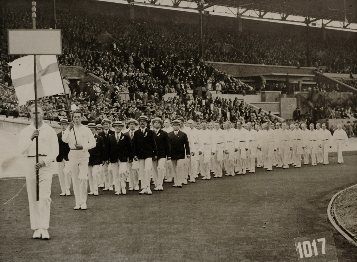 1912 российские спортсмены. Олимпийский огонь в 1928 году в Амстердаме. Игры IX олимпиады Амстердам , Нидерланды 1928. Летние Олимпийские игры 1928.