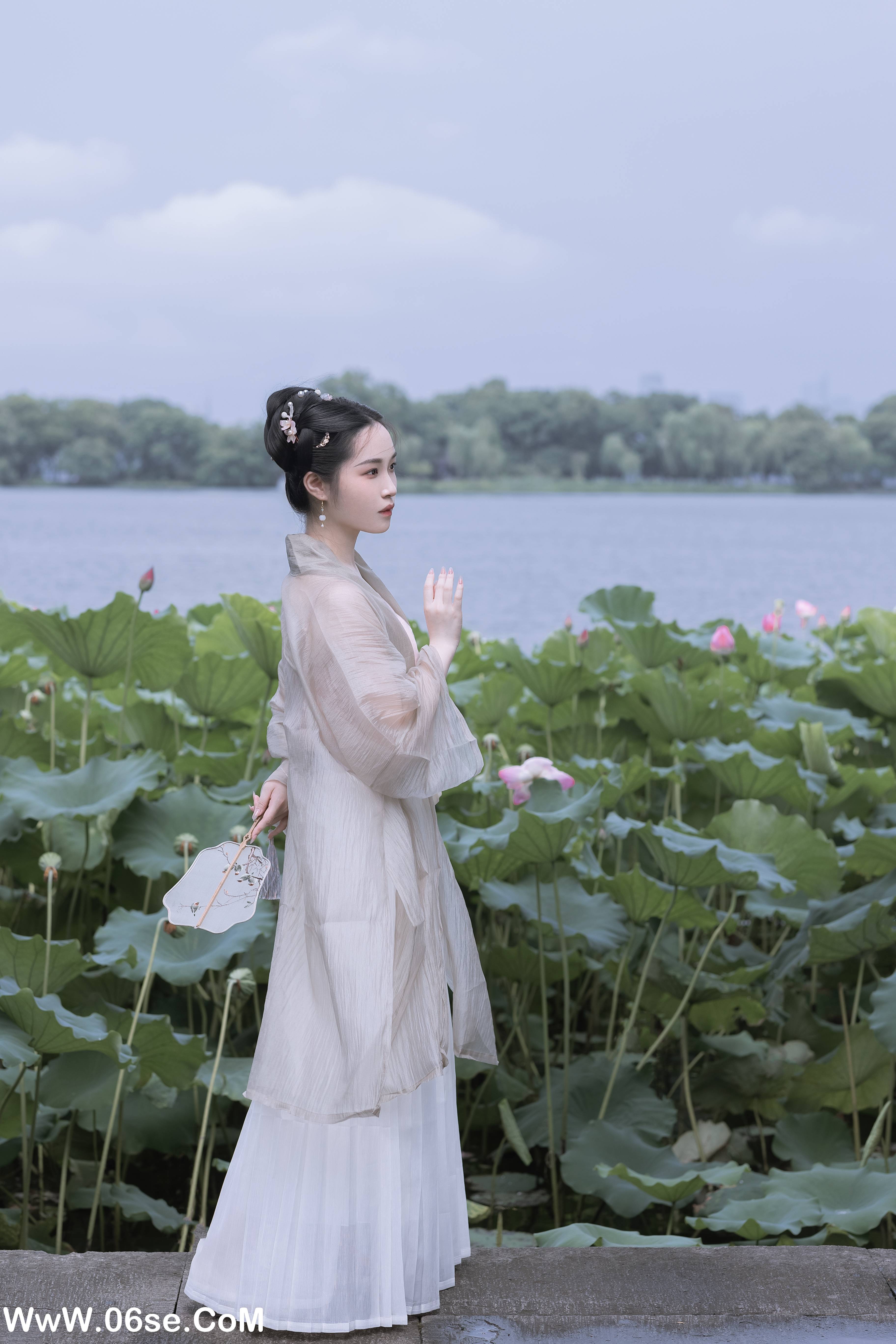 图片[3]-[YITUYU艺图语]2022.09.21 荷香 hannaa[28+1P／233MB]-六色网