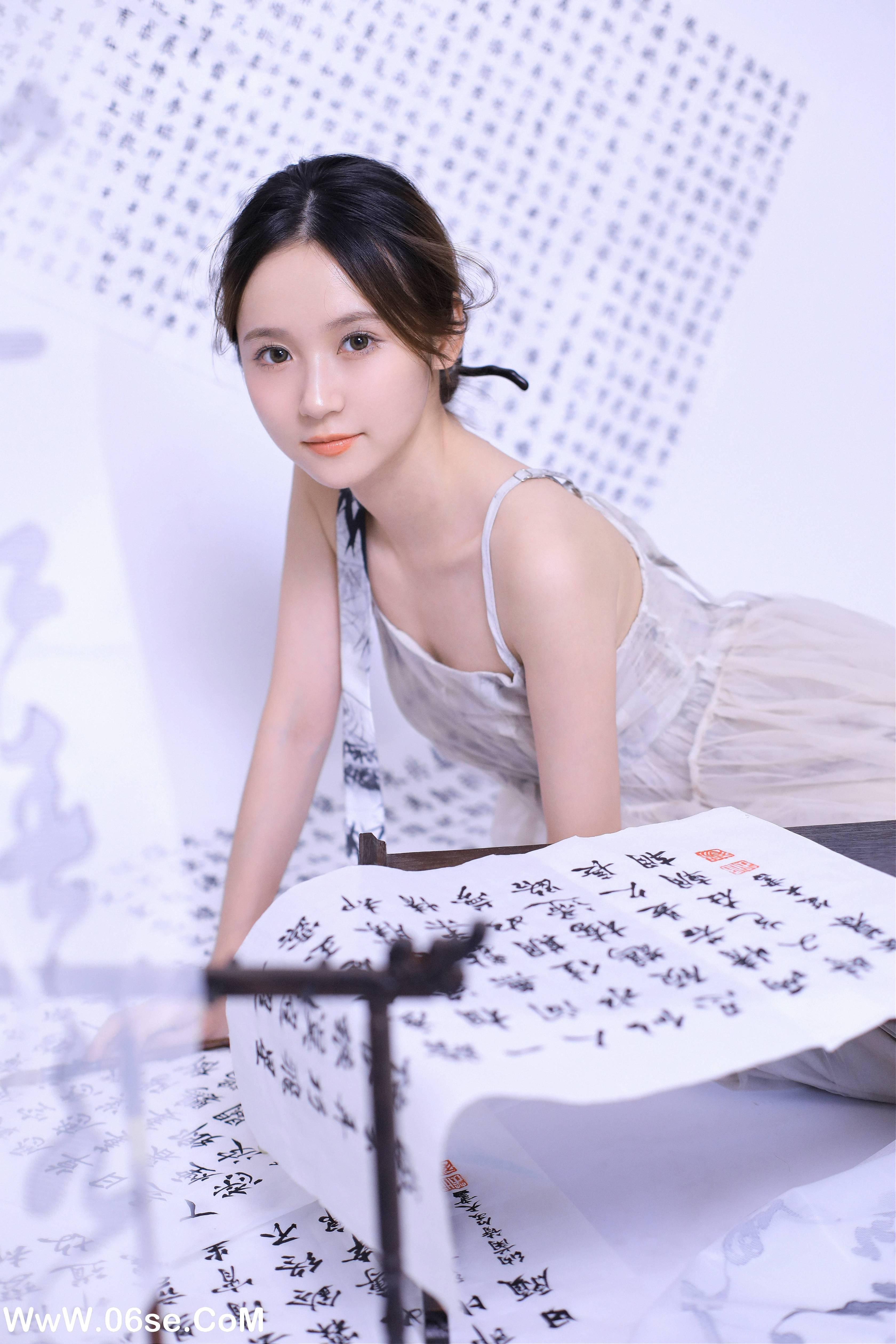 图片[11]-[YITUYU艺图语]2022.11.12 坐看闲庭听书语 不爱奶糖[25+1P／222MB]-六色网