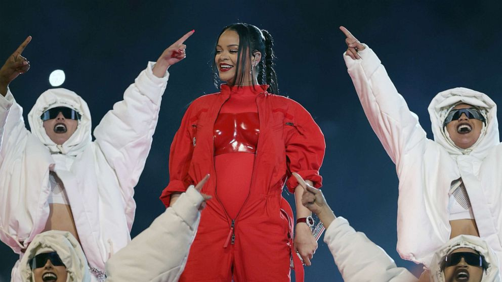 Inside Rihanna S Red Hot Super Bowl 2023 Style All The Glam Details Telegraph