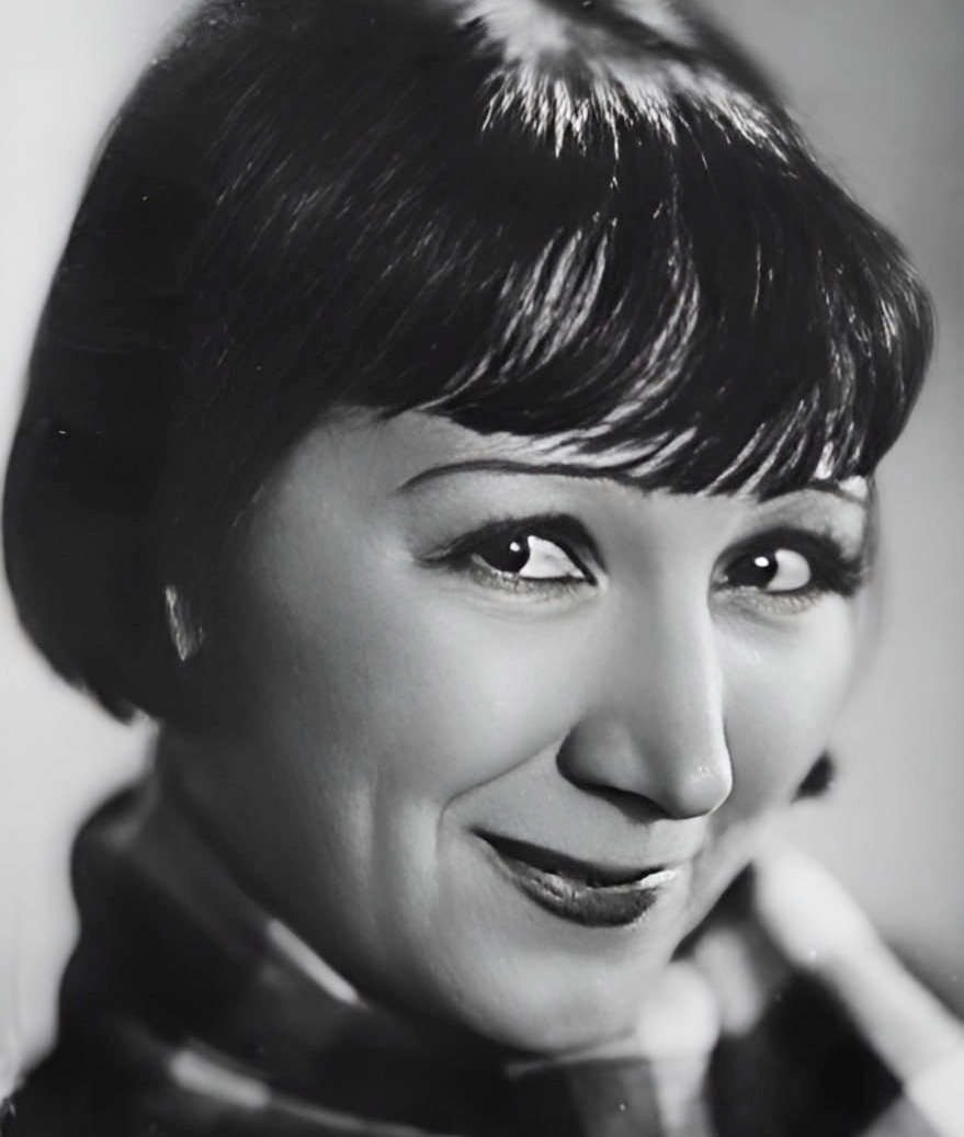 Рина Зеленая – Telegraph