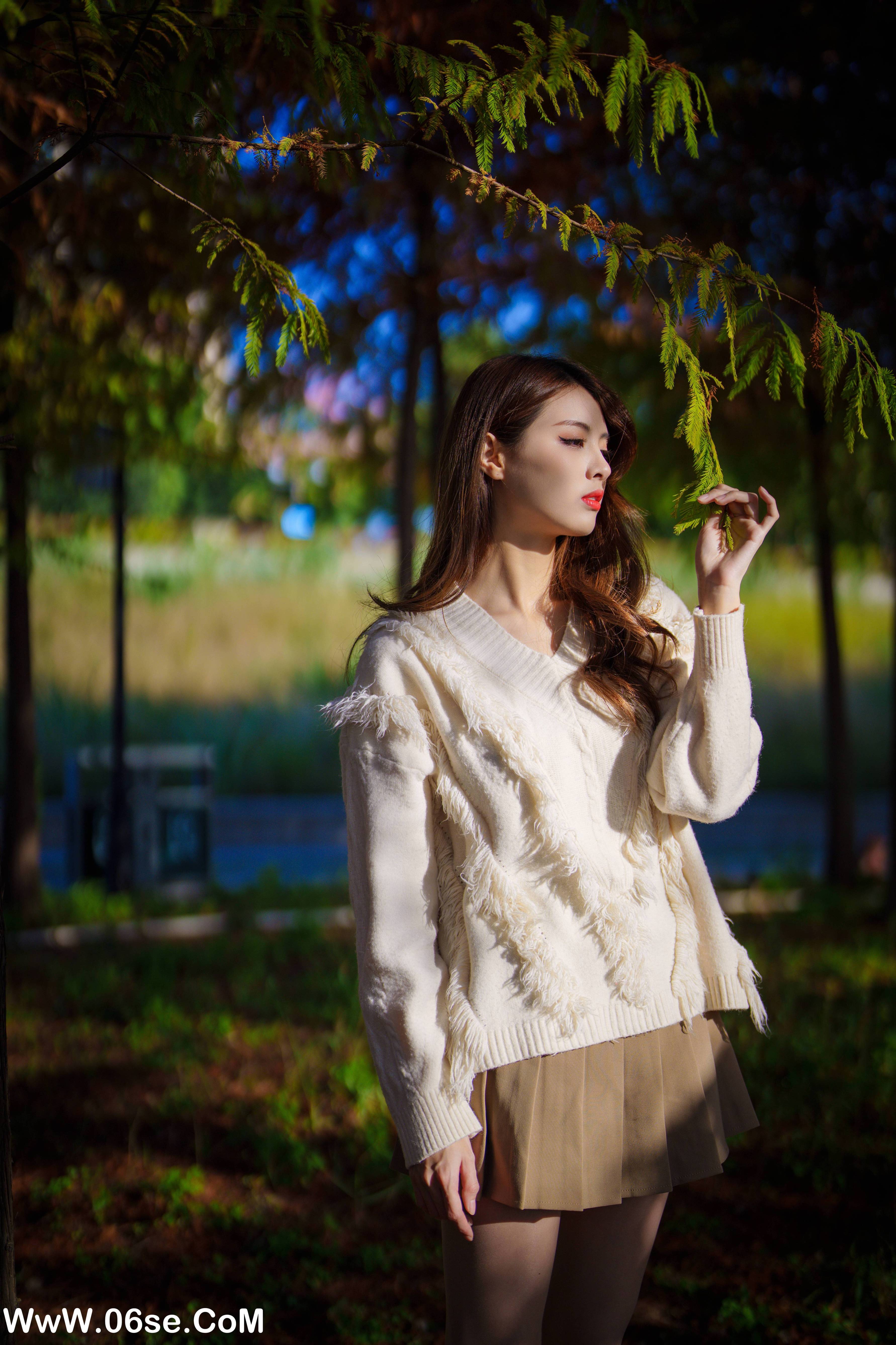 图片[34]-[YITUYU艺图语]2022.02.03 一叶知秋，秋日水杉树，红色烂漫 滕静[49+1P／1.01GB]-六色网
