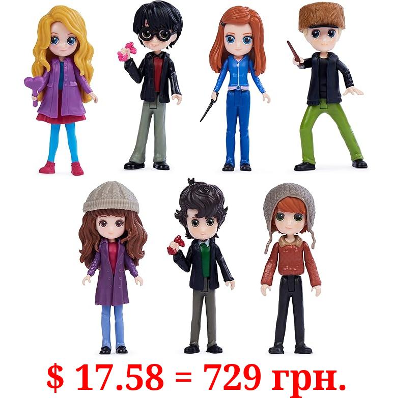 Wizarding World Harry Potter, Magical Minis Hogsmeade Collector Set with 7 Figures, Kids Toys for Girls and Boys Ages 6 and up