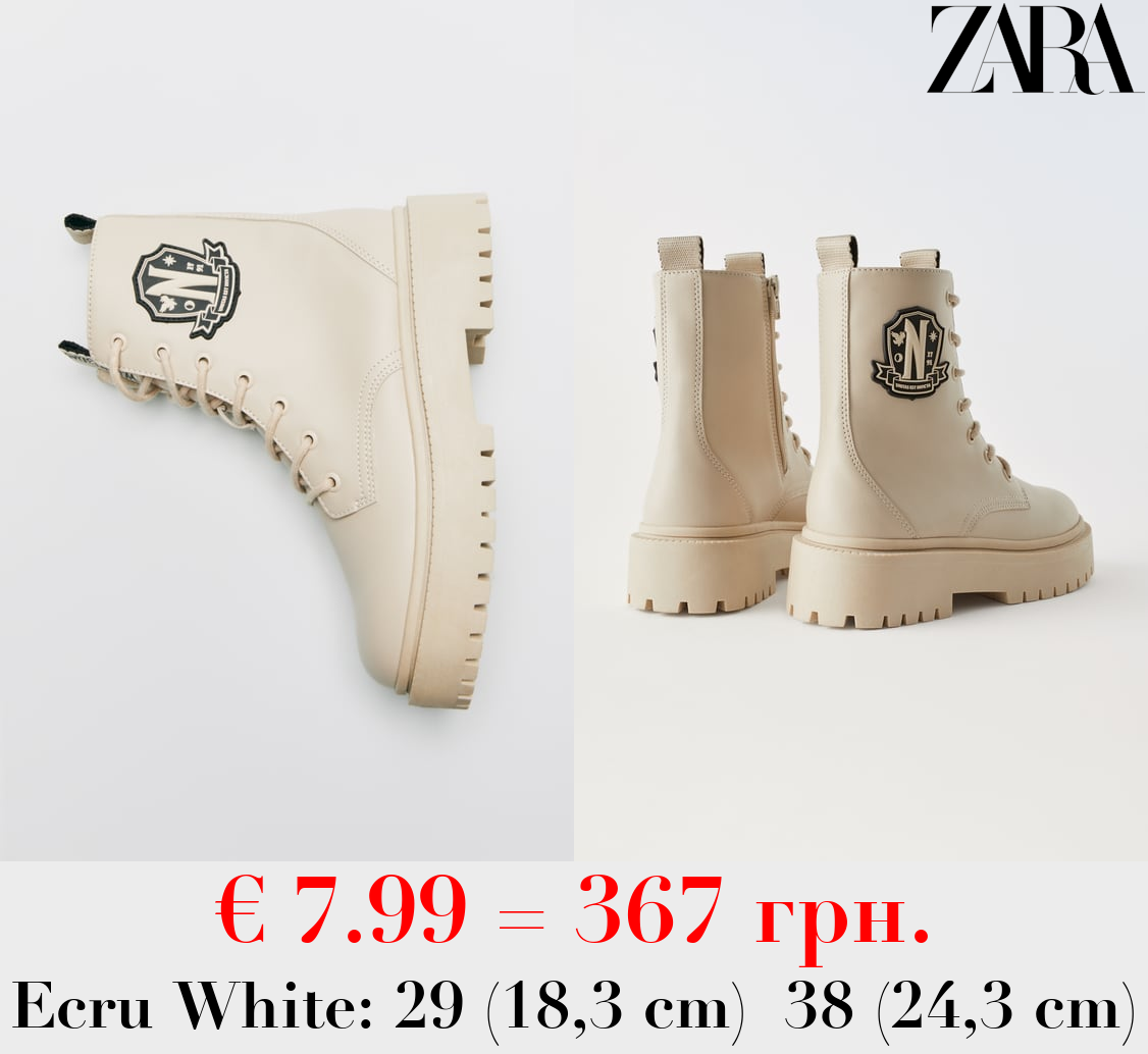 WEDNESDAY © ANKLE BOOTS