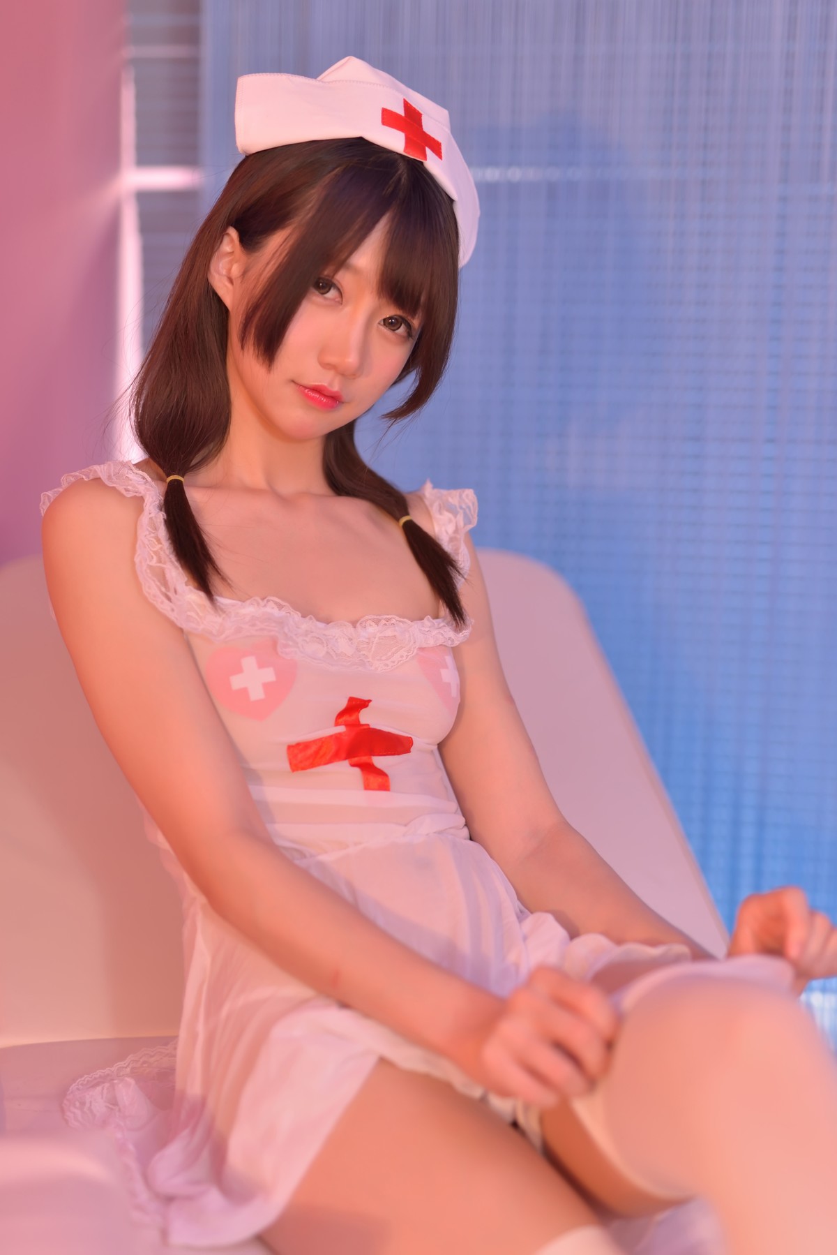 Cosplay Nagisa魔物喵 性感看护师 Set.01 12