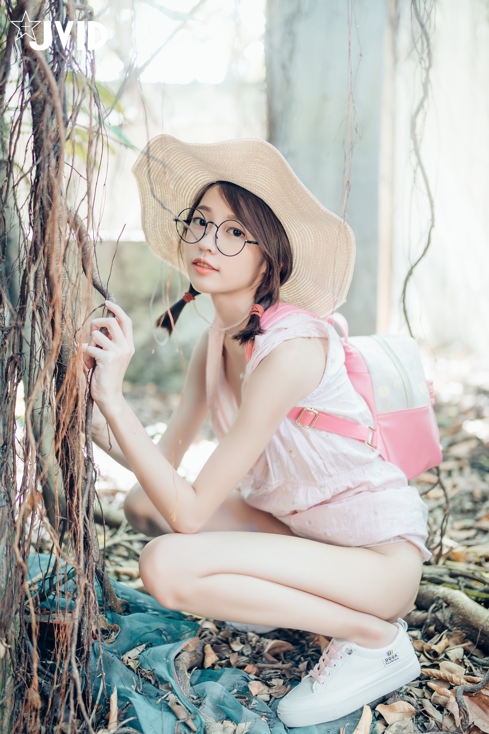 JVID -抓精虫的小女孩-妍妍 110