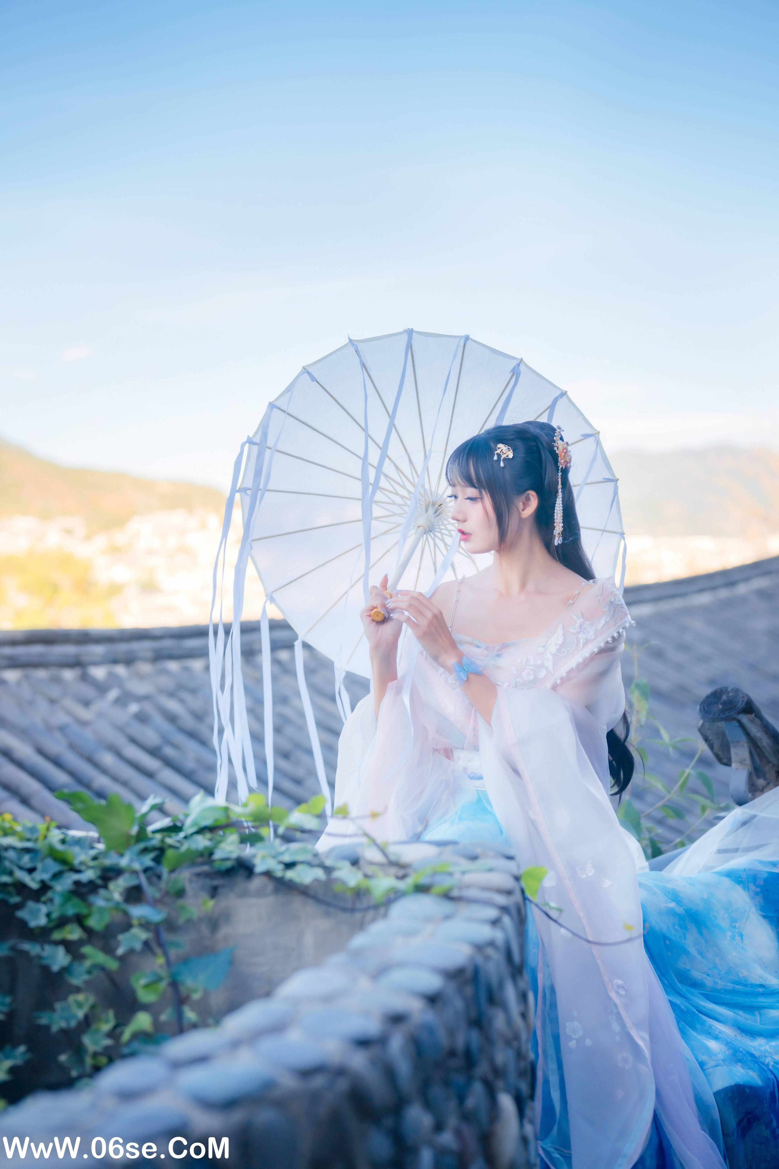 图片[13]-[YITUYU艺图语]2022.05.14 丽江屋顶 兔子Zzz不吃胡萝卜[23P-178.35 MB]-六色网