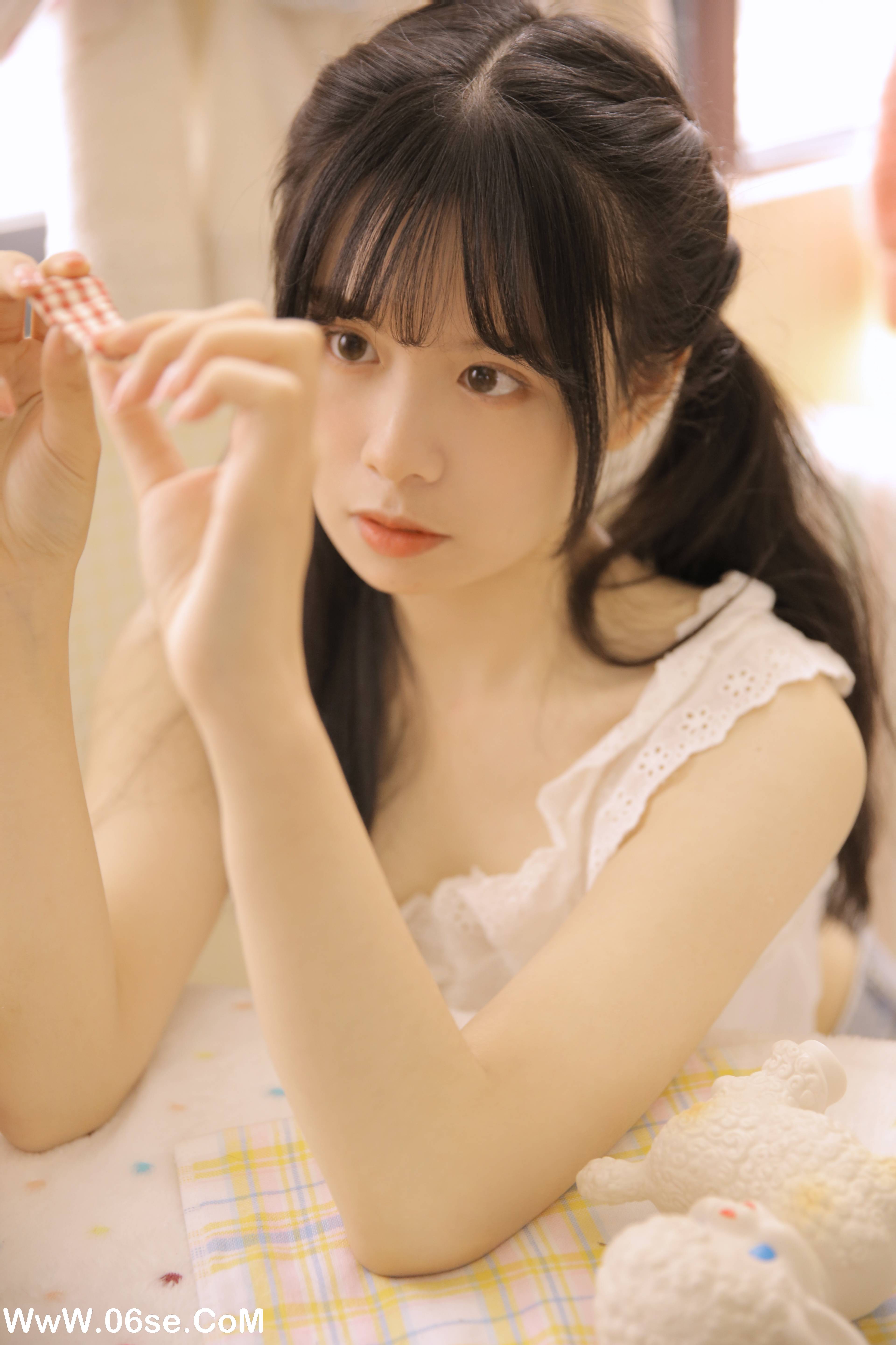 图片[7]-[YITUYU艺图语]2022.10.26 肉肉女孩的纯欲可爱 小轩[20+1P／132MB]-六色网