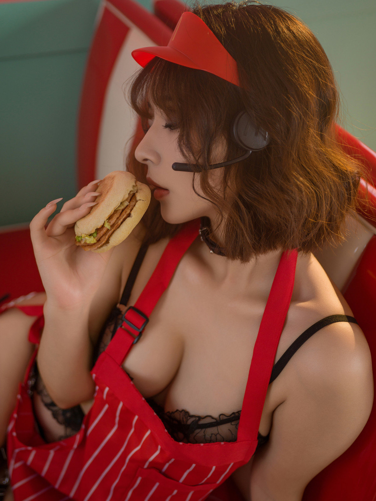 Cosplay Yuuhui玉汇 麦当劳的女服务员 Set.01 39