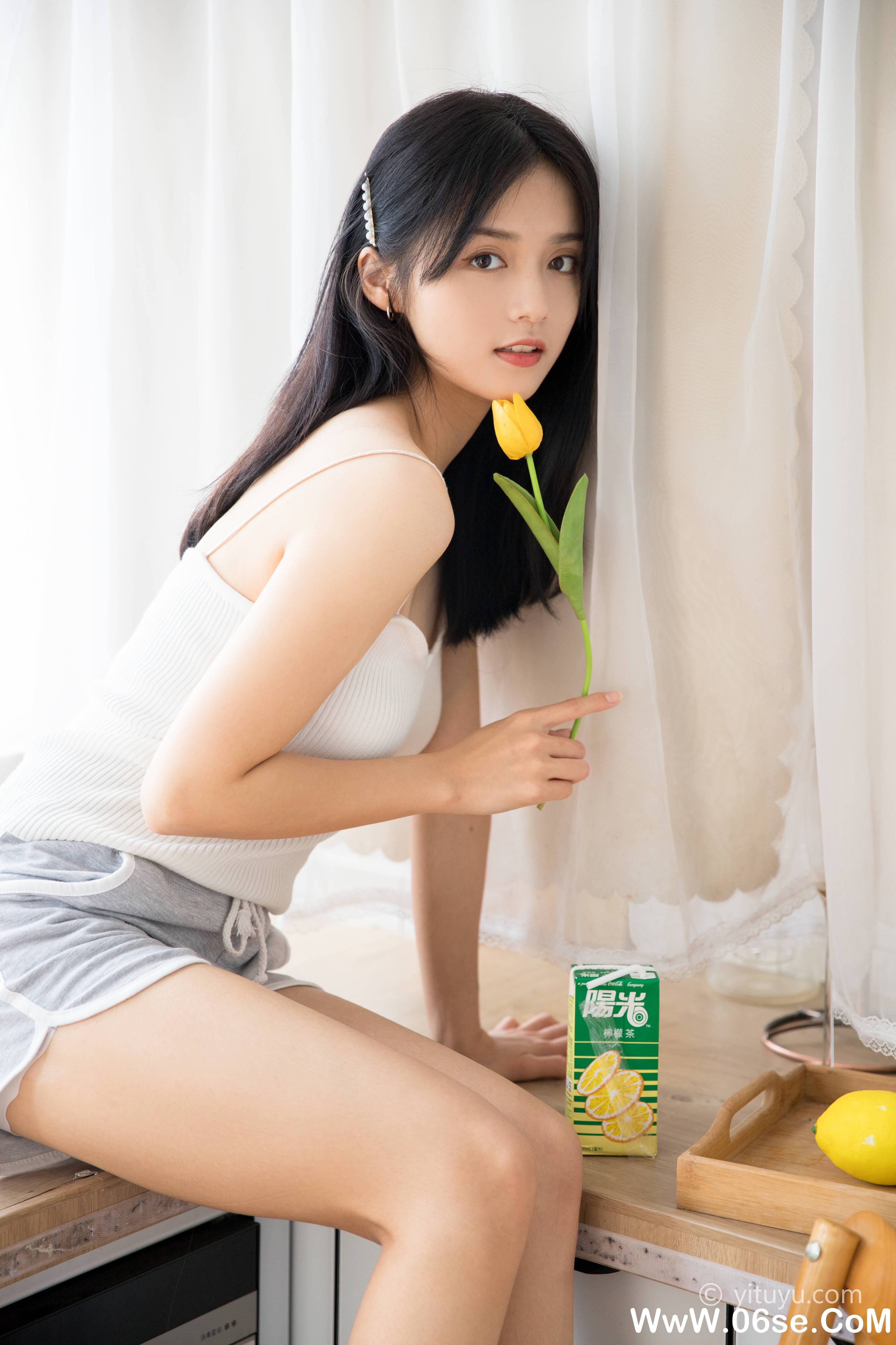 图片[4]-[YITUYU艺图语]2021.05.31 爱与光 雨文[25P／315MB]-六色网
