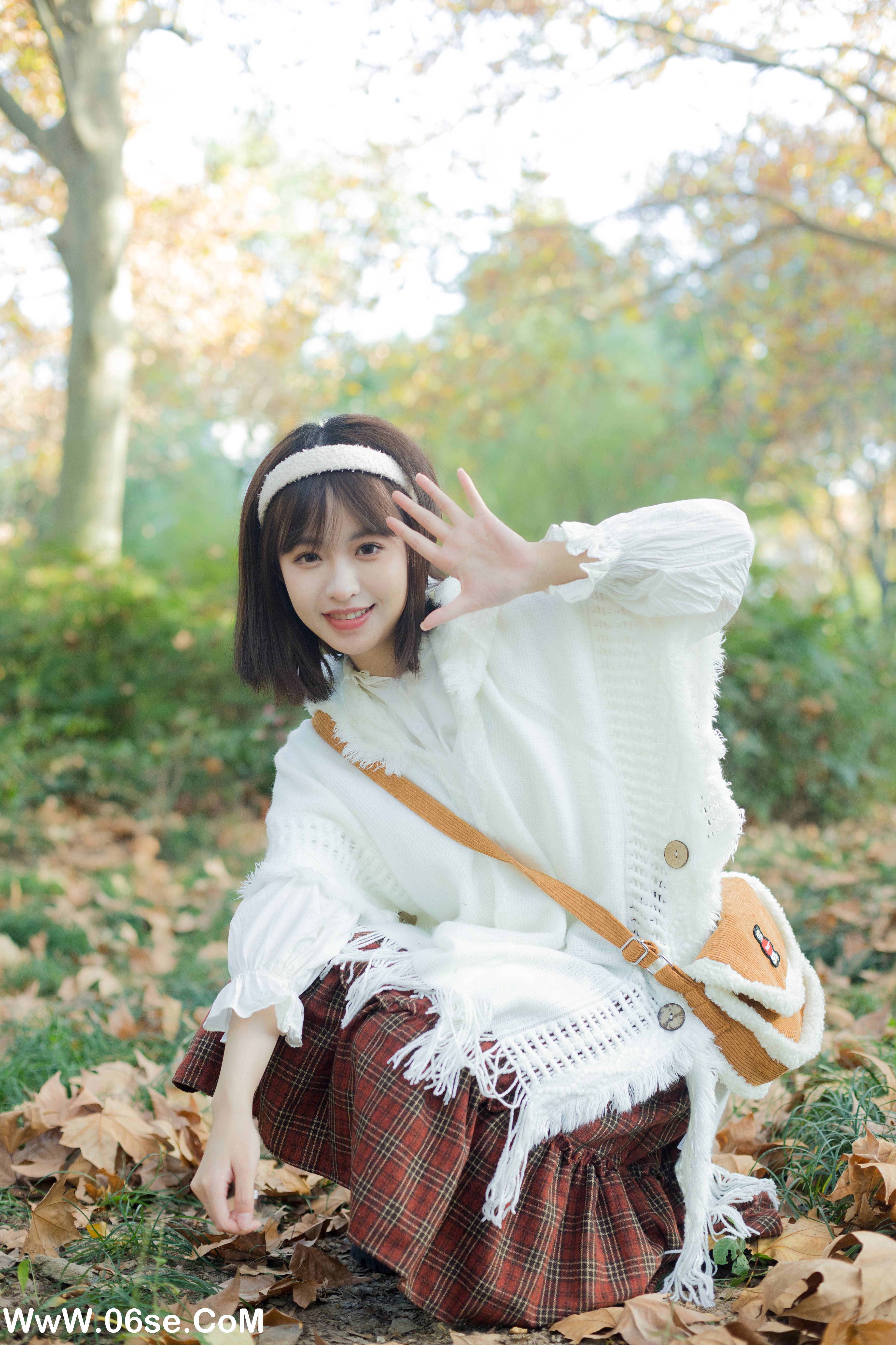 图片[33]-[YITUYU艺图语]2022.09.25 我觉得秋天好像要来了 睡饱了吗[33+1P／353MB]-六色网