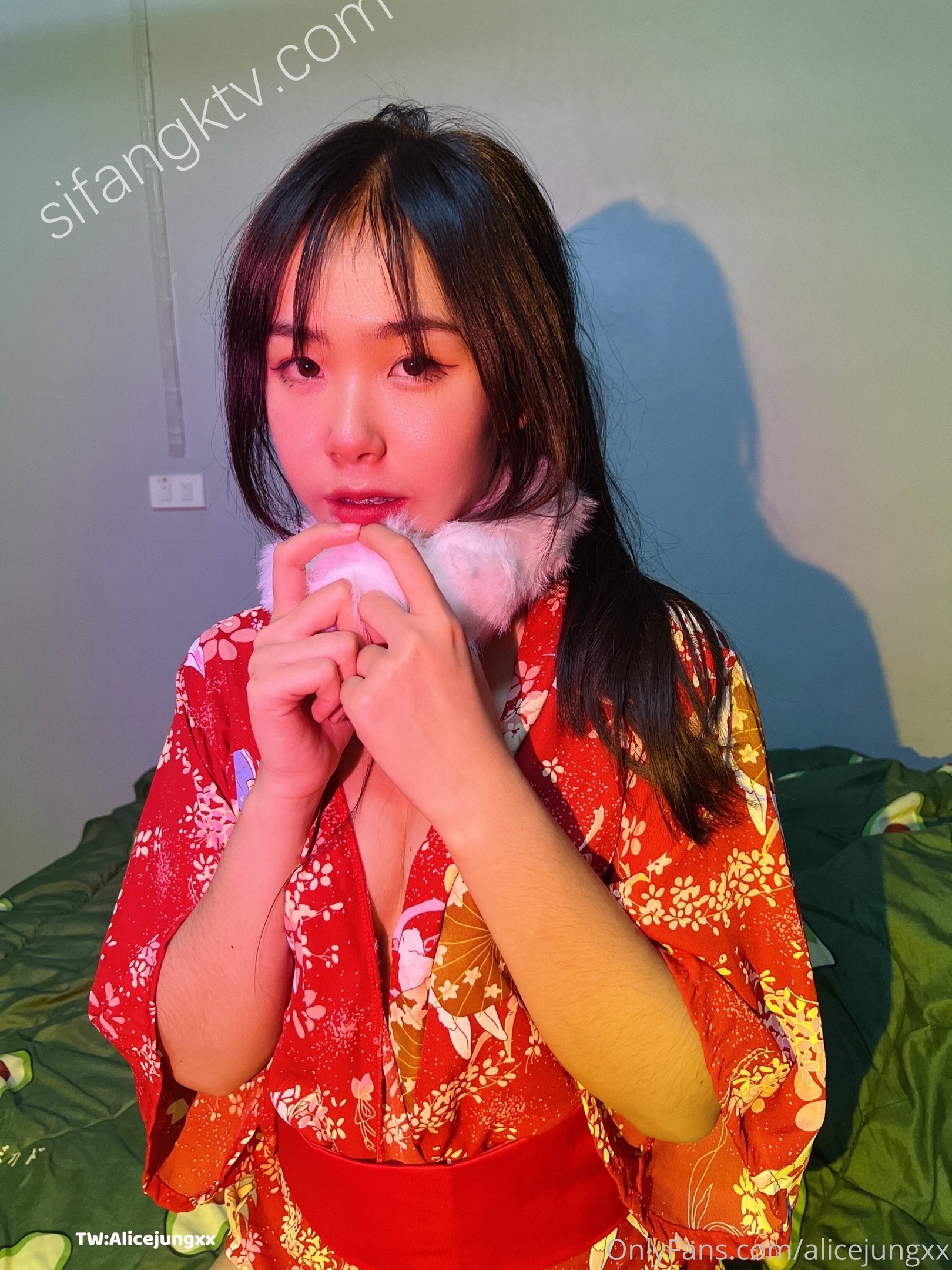 推特网红美女 - Alicejungxx 51