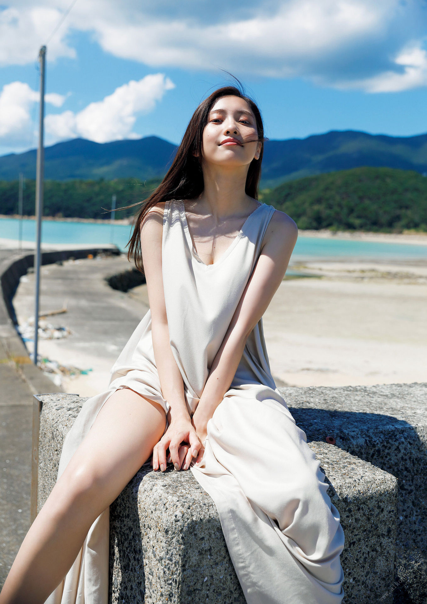 Hinako Sano 佐野ひなこ, 写真集 「COLORS」 Set.02 7