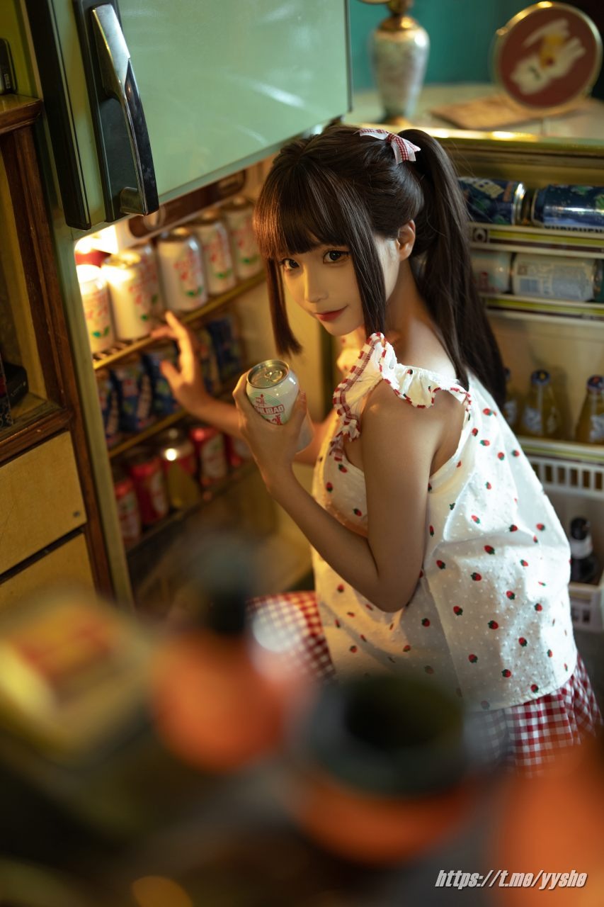 蠢沫沫 - 红格子 [118P] 85