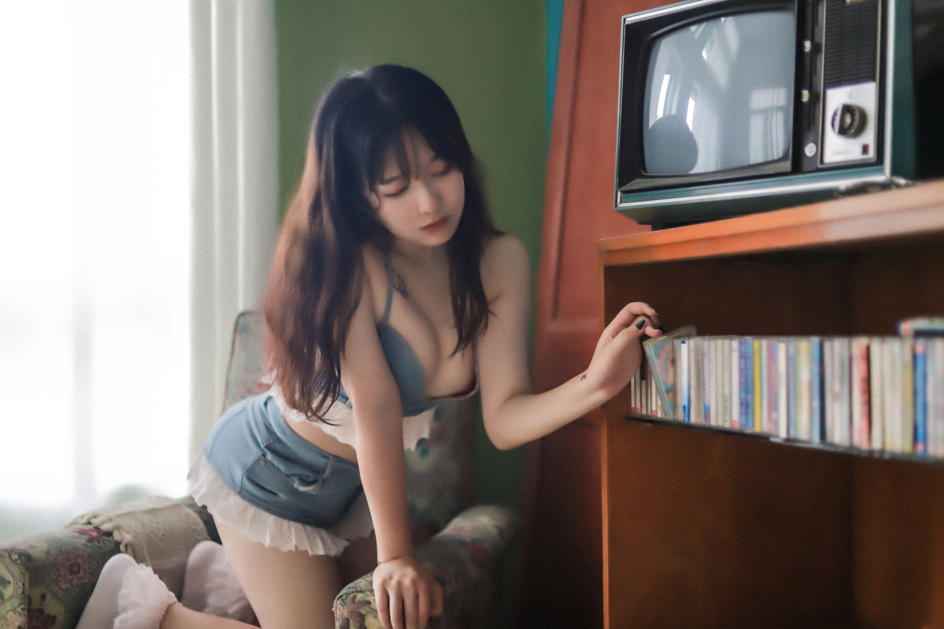 棕桠阿狗崽 - 桃子听蝉 [22P-277MB] 13