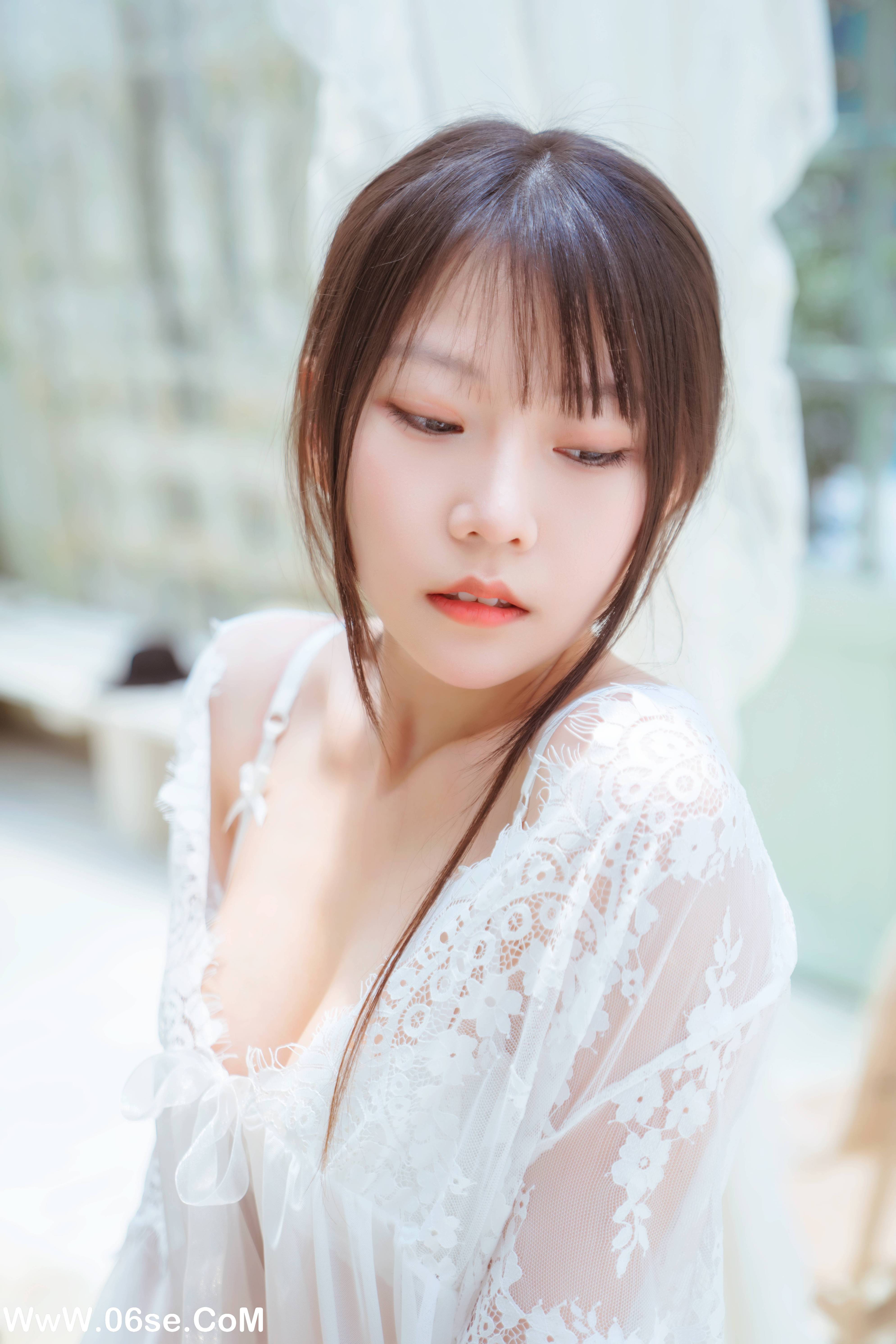 图片[32]-[YITUYU艺图语]2022.05.16 花房阳光少女 香草喵露露[32P-487.68 MB]-六色网