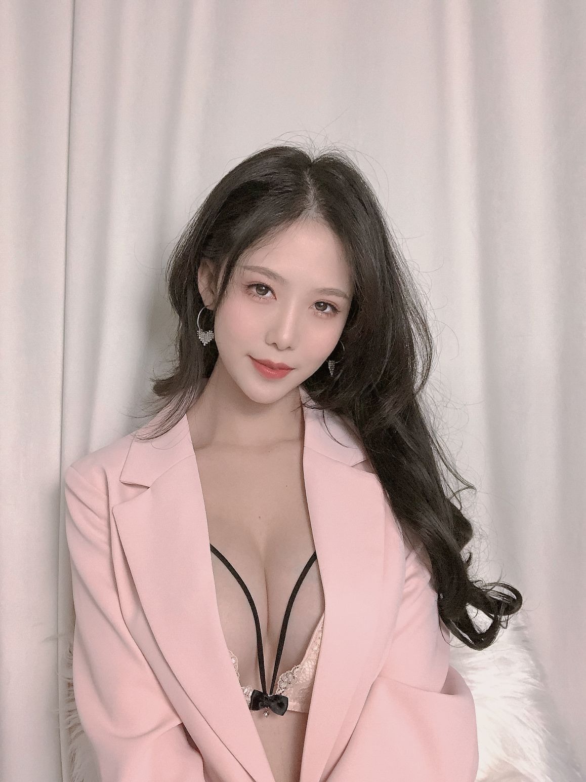 抖娘利世-粉色西装 [26P] 3