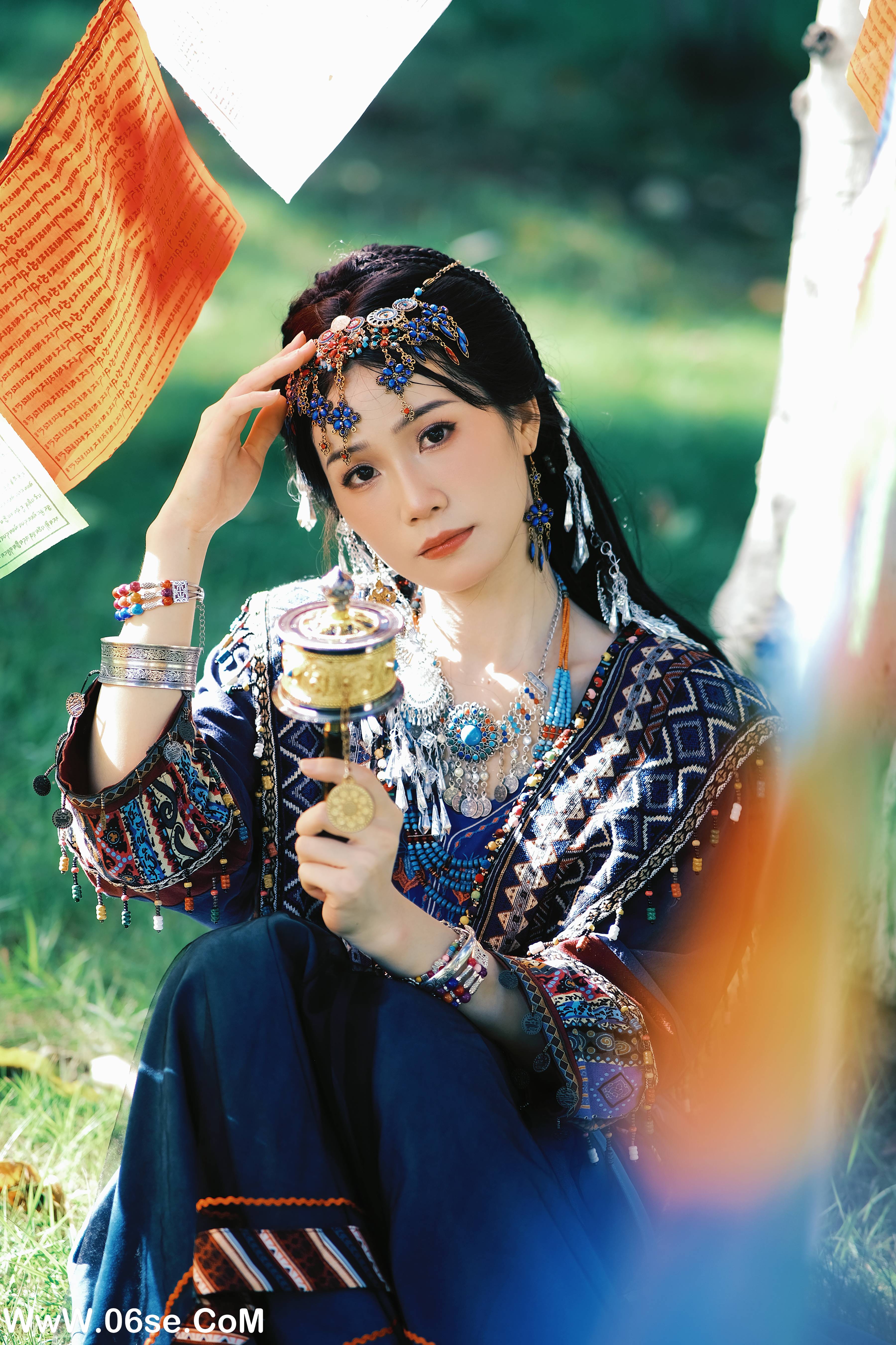 图片[23]-[YITUYU艺图语]2022.09.19 苗疆少女 cc[26+1P／219MB]-六色网