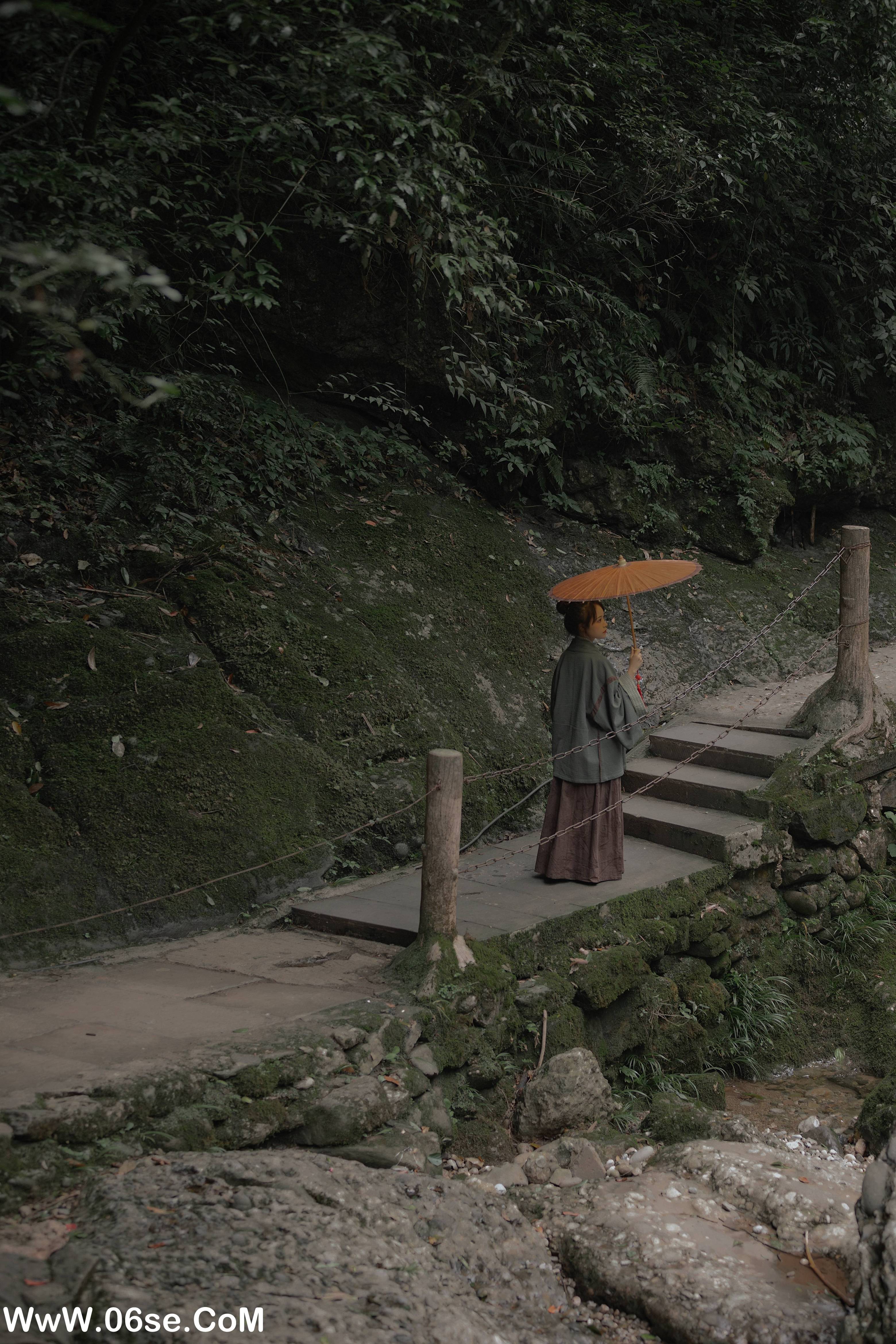图片[29]-[YITUYU艺图语]2022.08.13 上山 梨一依[37+1P／505MB]-六色网