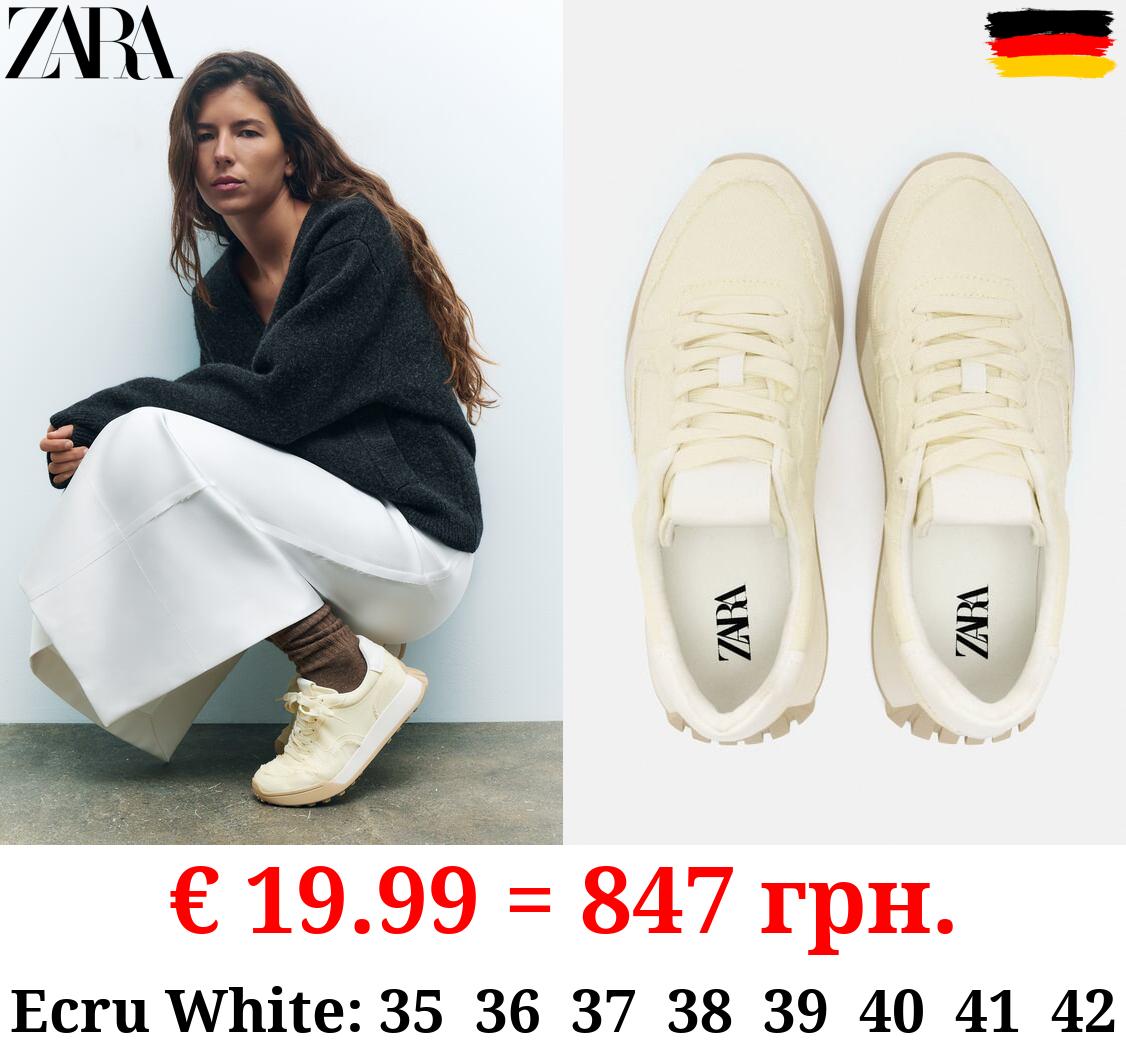 FABRIC RUNNING TRAINERS