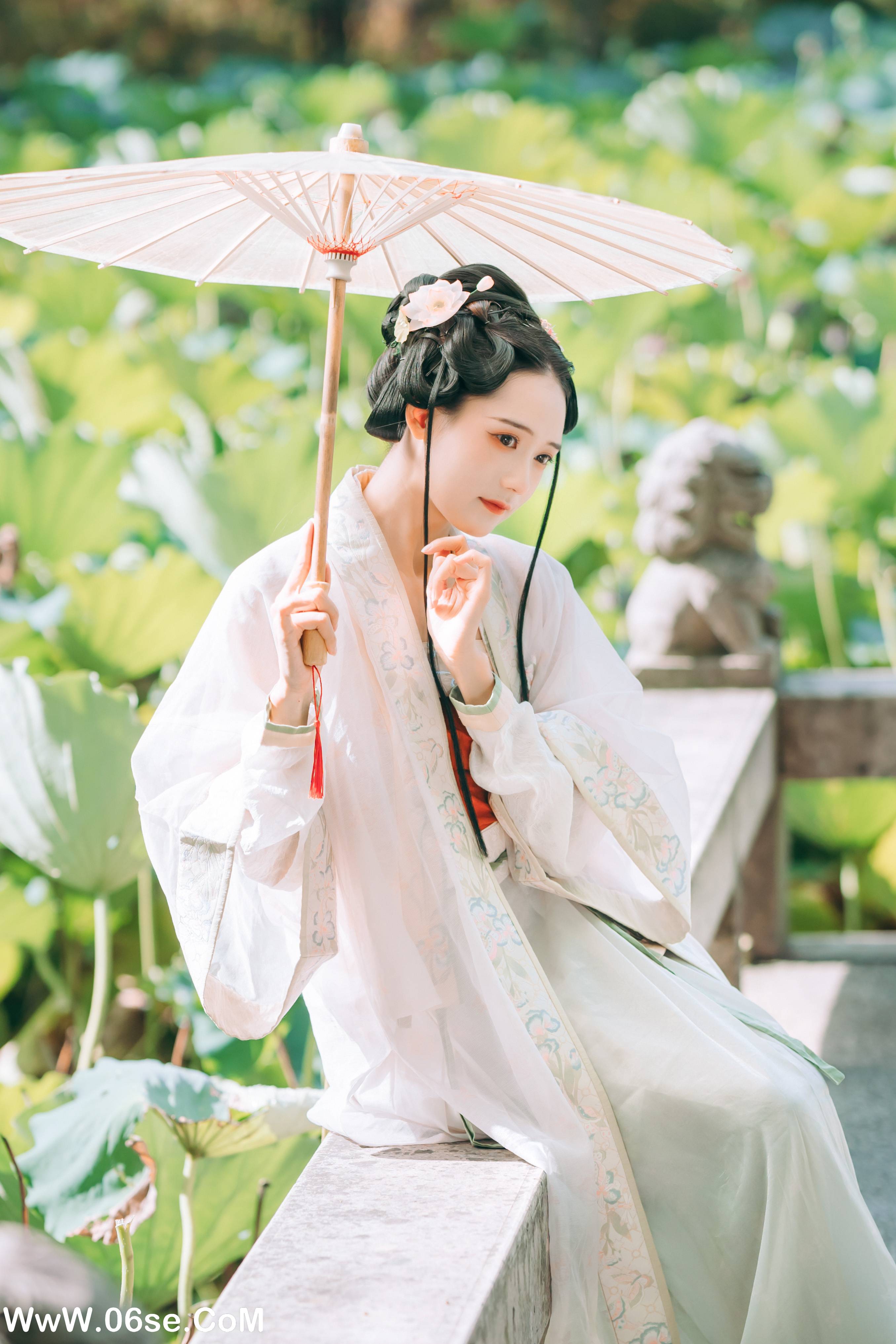 图片[31]-[YITUYU艺图语]2022.10.28 游园惊梦 兔子Zzz不吃胡萝卜&黄舒绮_suki[32+1P／145MB]-六色网