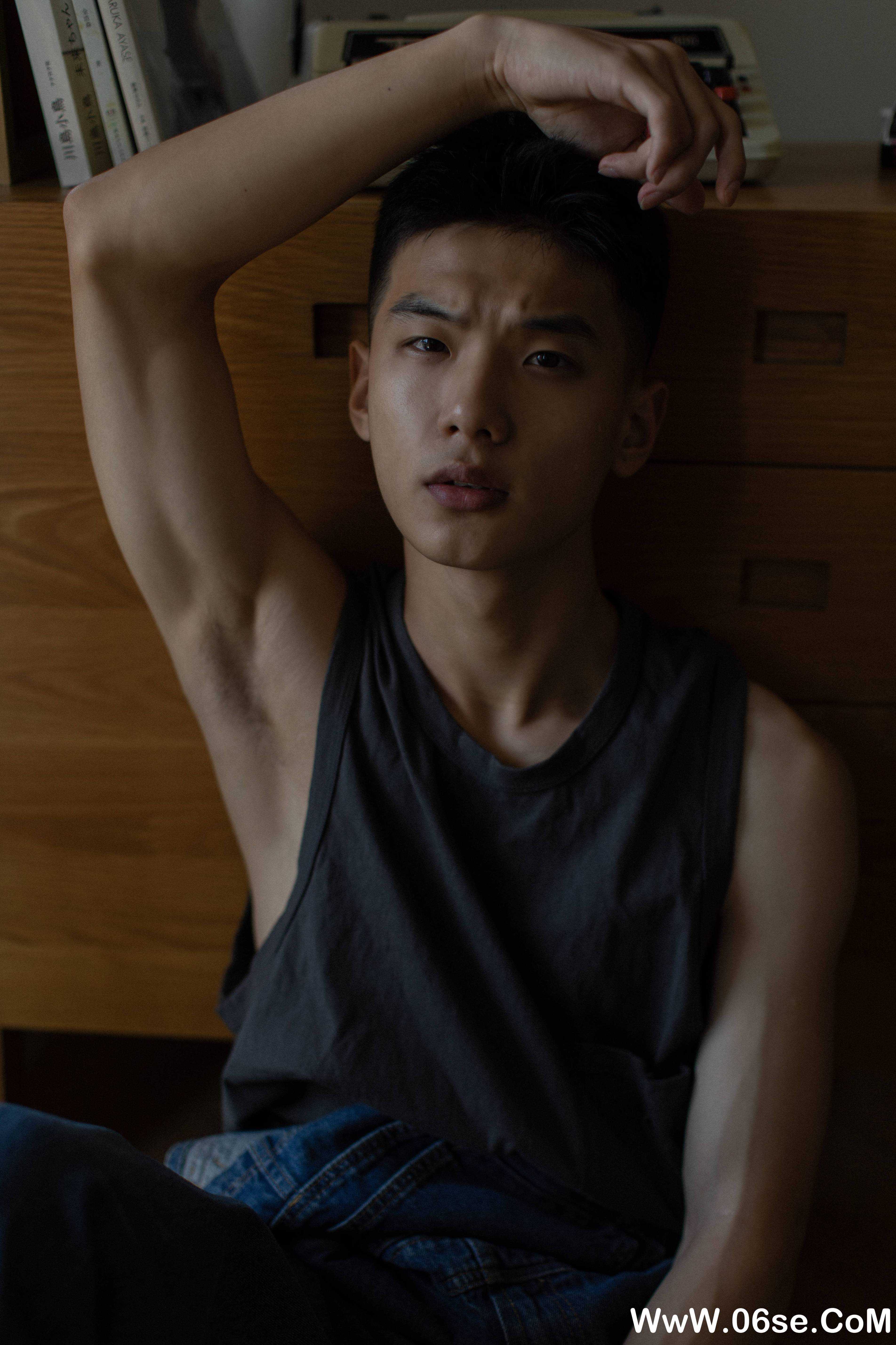 图片[13]-[YITUYU艺图语]2021.08.21 背带裤男孩 周安[34+1P／513MB]-六色网