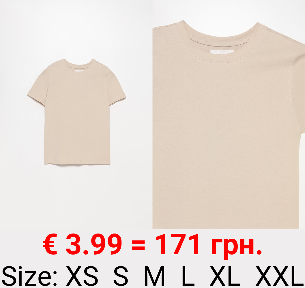 Basic round neck T-shirt