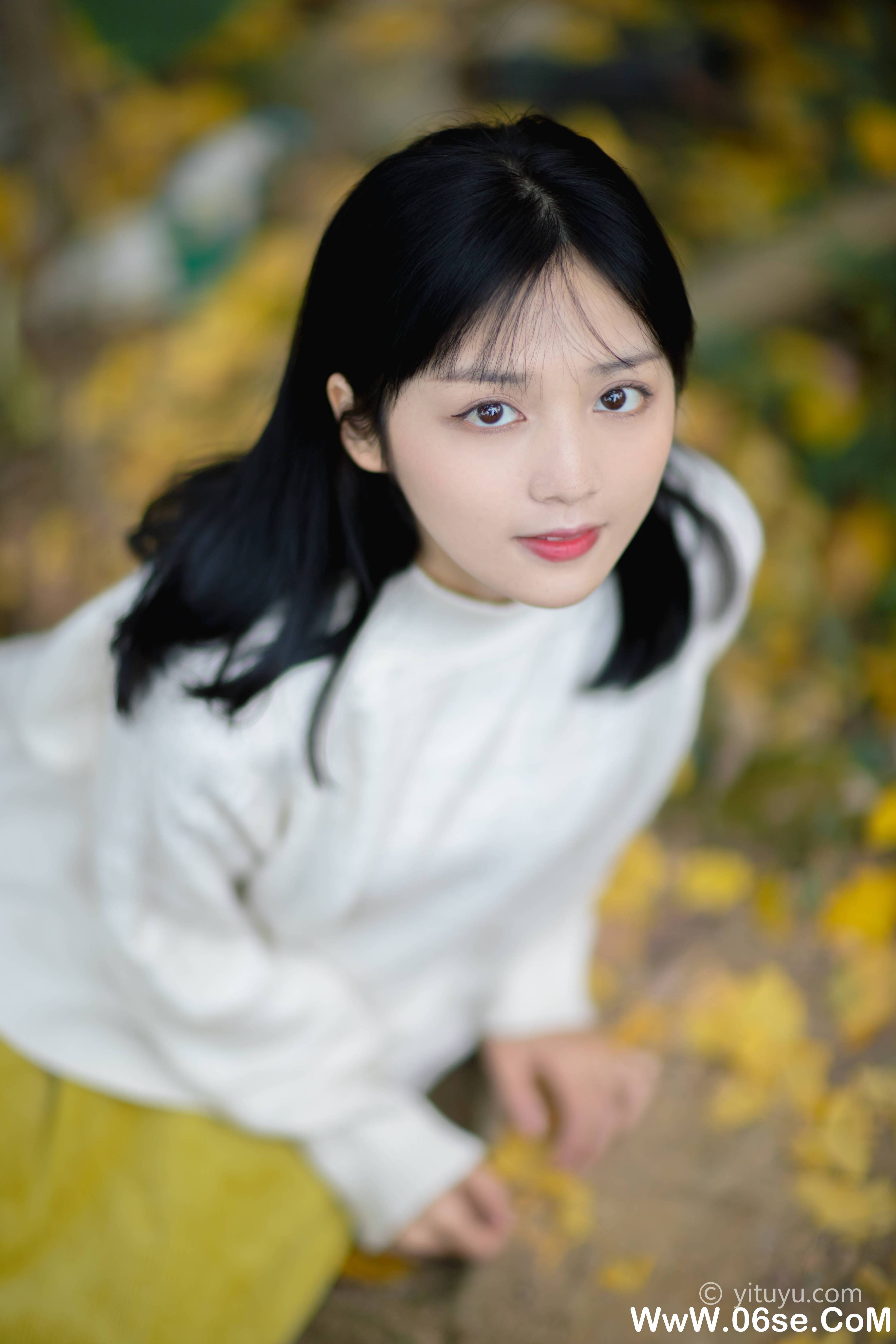 图片[21]-[YITUYU艺图语]2021.08.14 银杏之恋 雨文[38+1P／454MB]-六色网