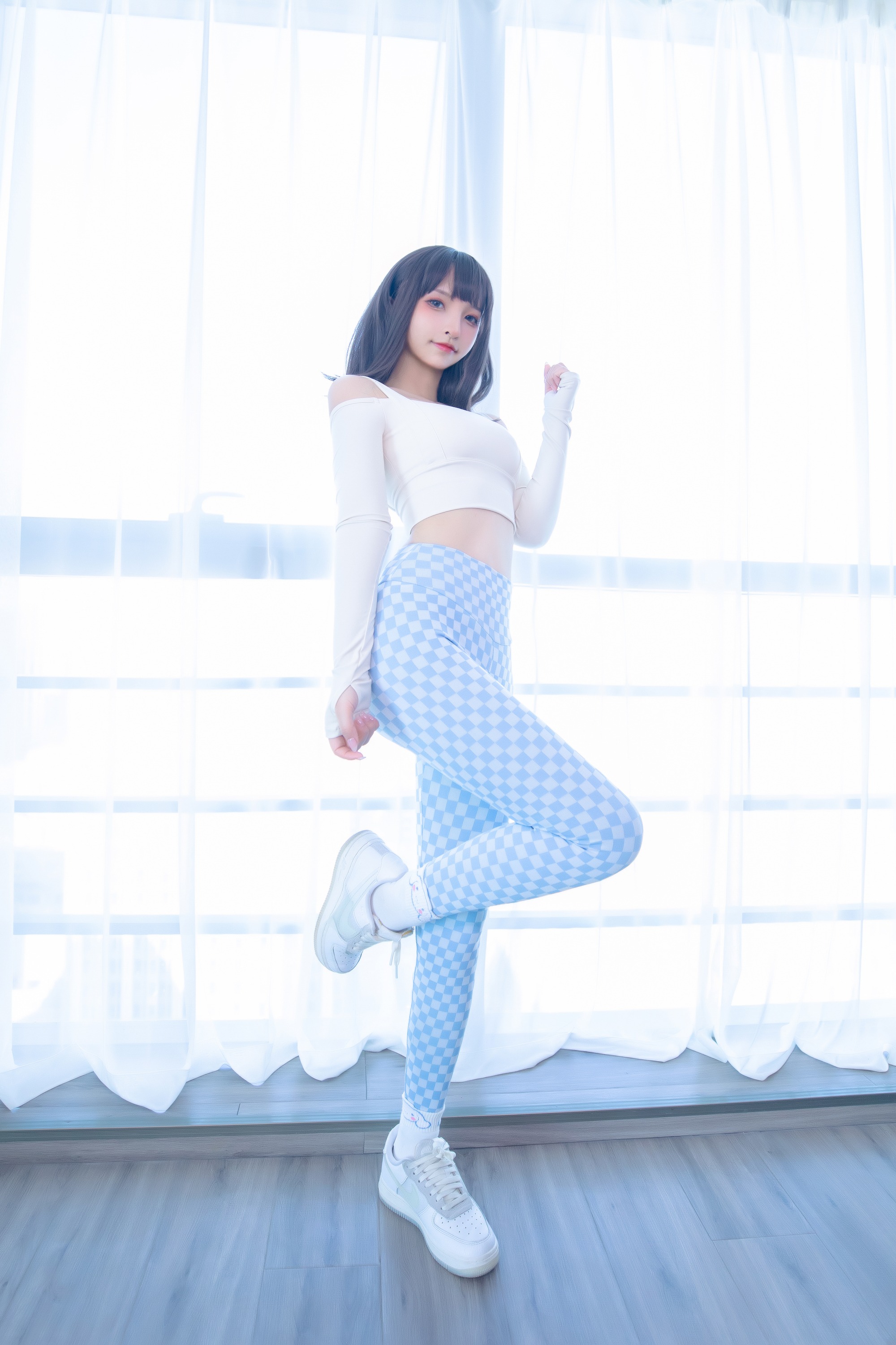 神楽坂真冬 - NO.93 蓝白格 [75P-172MB] 59
