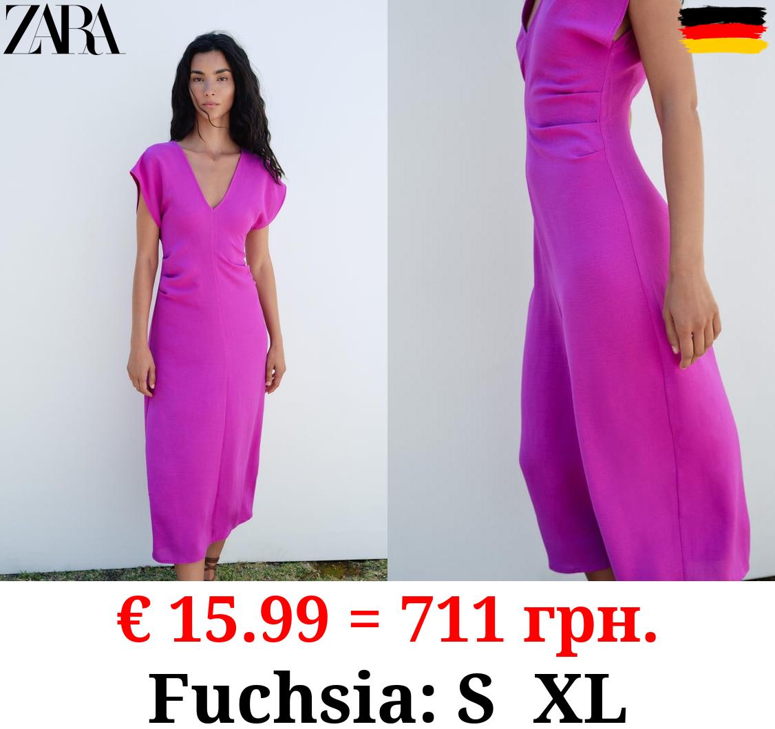 FLOWING DRESS WITH GATHERING