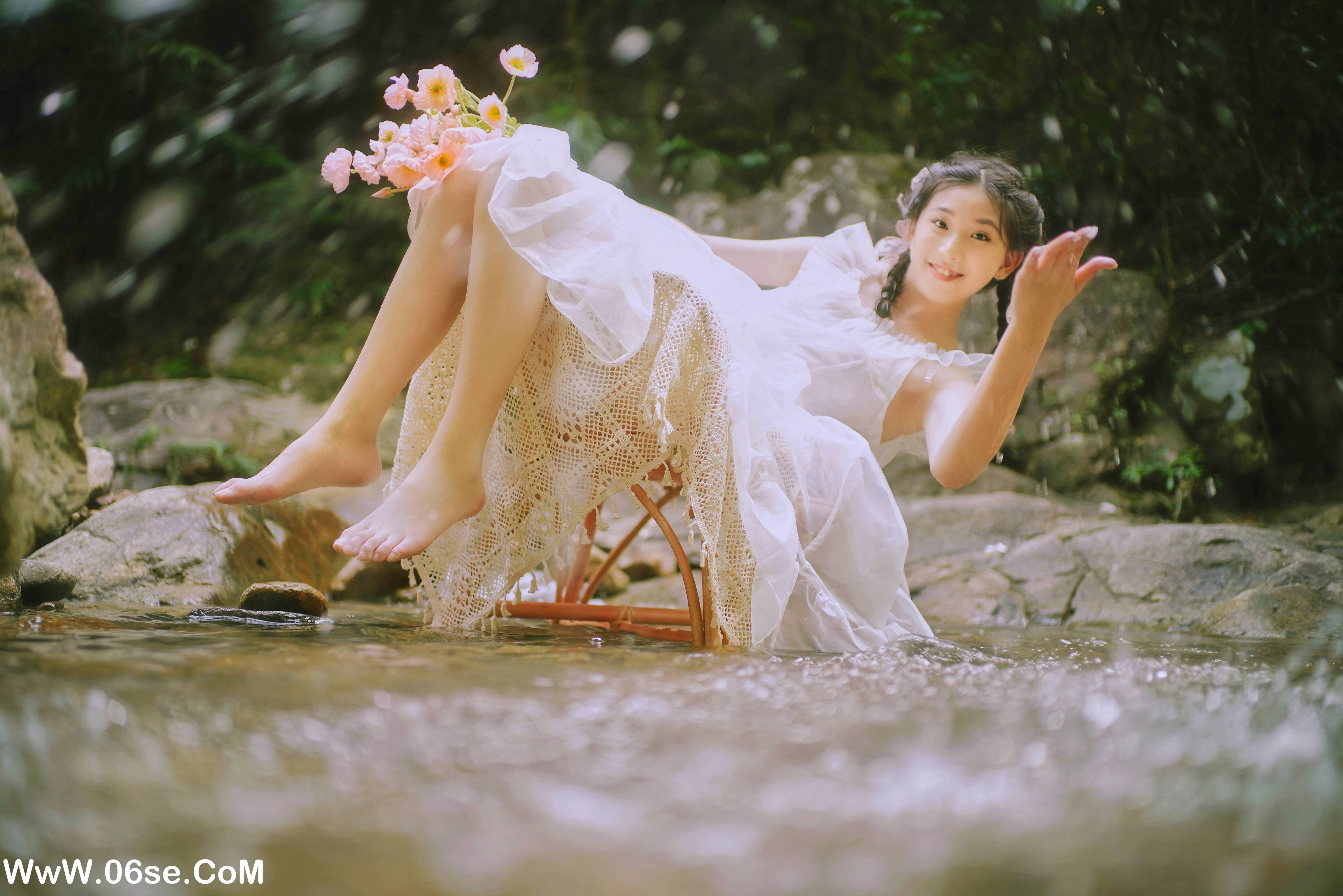 图片[23]-[YITUYU艺图语]2022.09.15 溪流少女 小怡[35+1P／459MB]-六色网