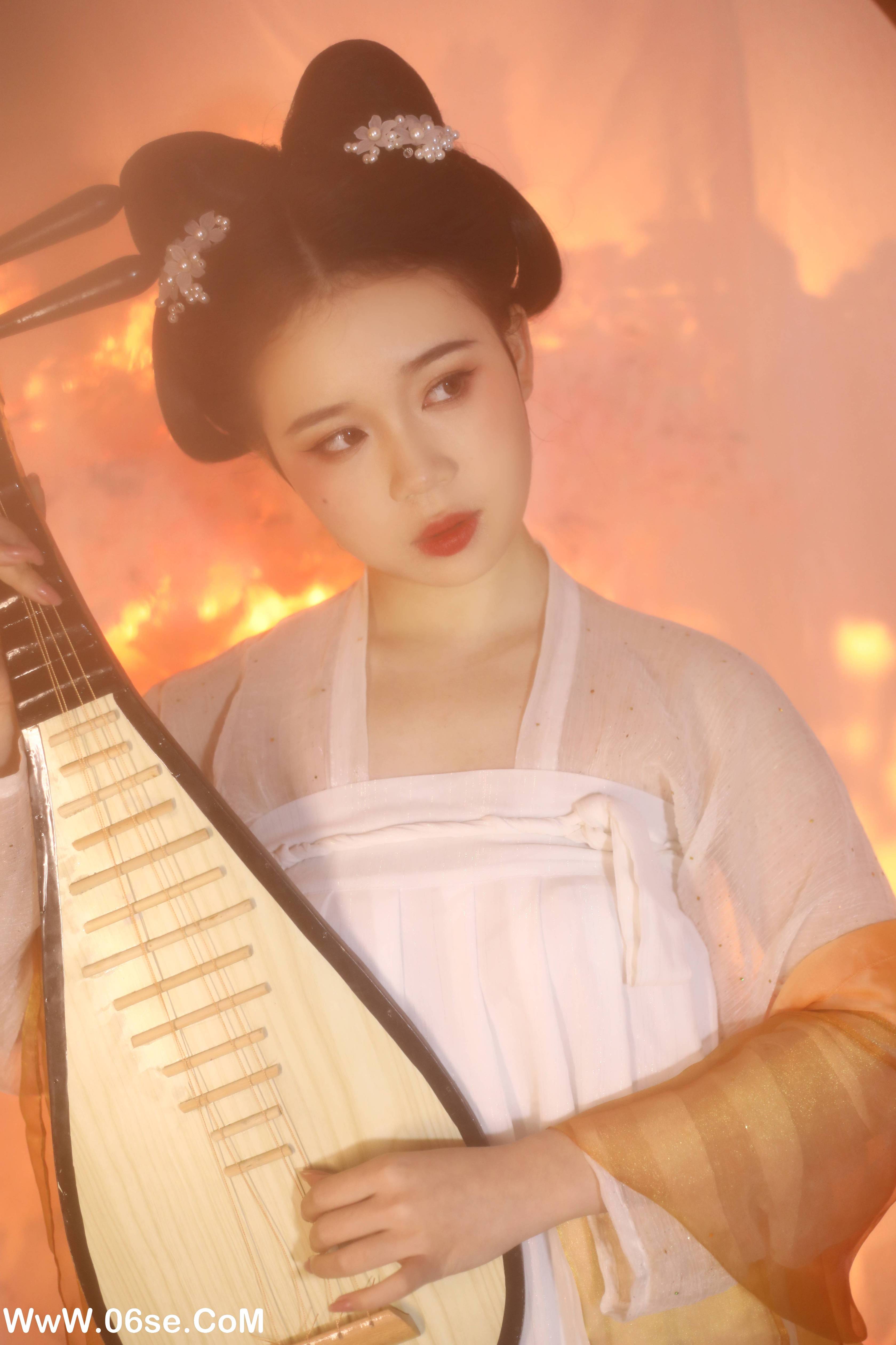图片[12]-[YITUYU艺图语]2022.09.02 银睿姬 一只高高[31+1P／322MB]-六色网