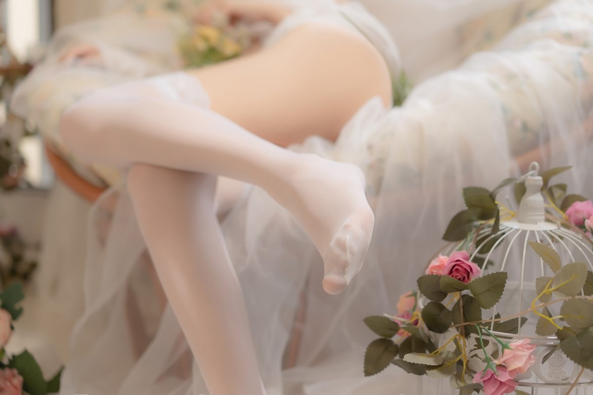 [Cos]过期米线线喵 - 坠落天使[64p] 20