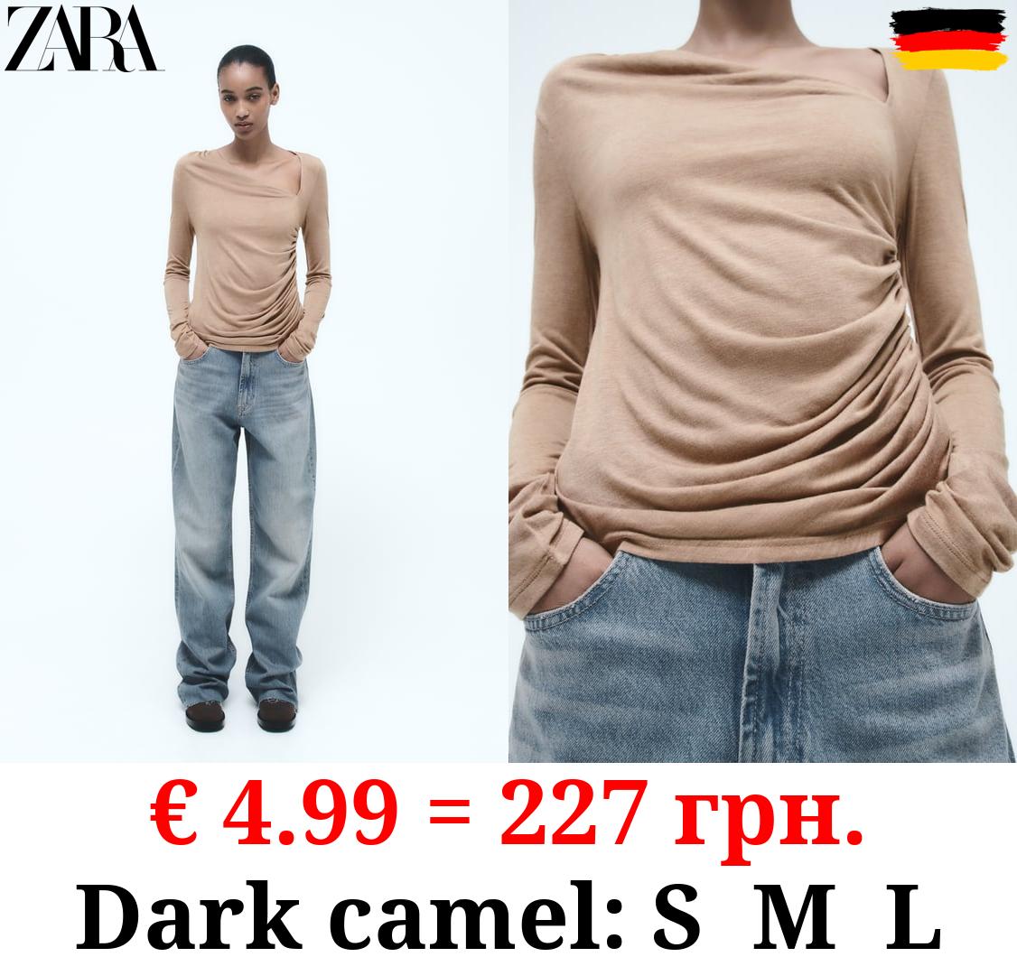 T-SHIRT WITH SIDE GATHERING