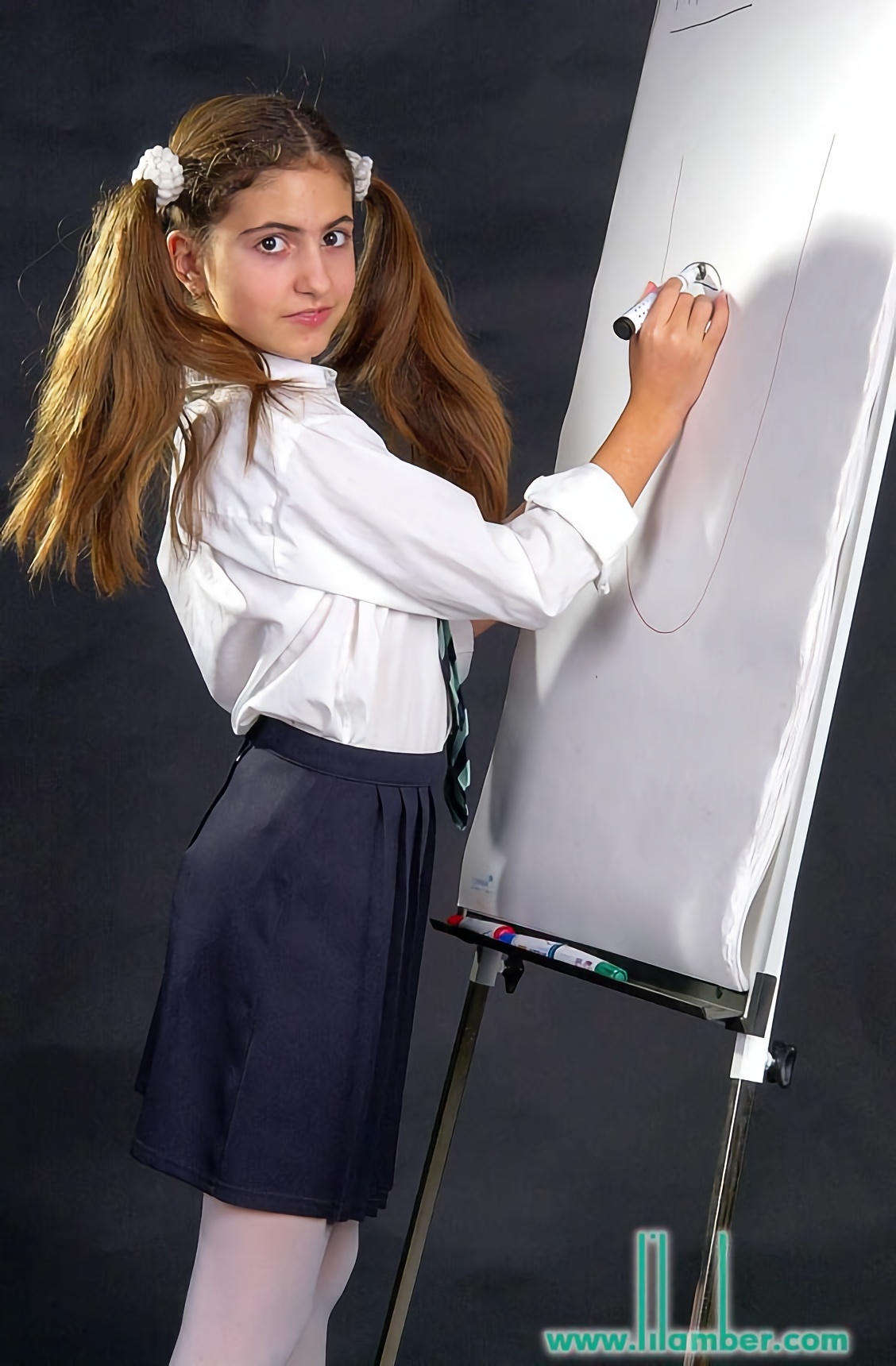 [Image: 1f132478907bcb288e22b.jpg]