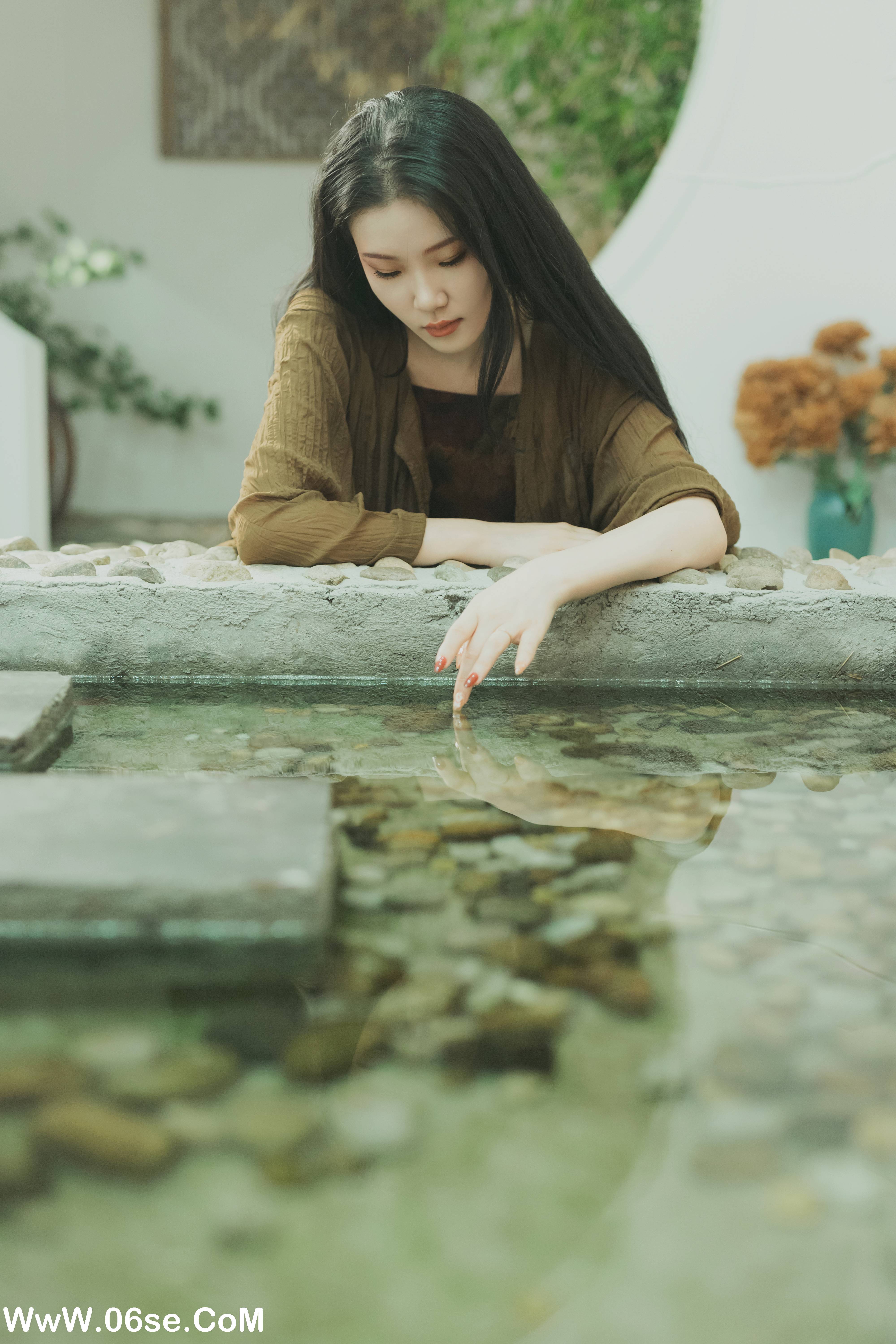 图片[33]-[YITUYU艺图语]2022.09.03 素衣 相望回首喵喵喵[34+1P／379MB]-六色网