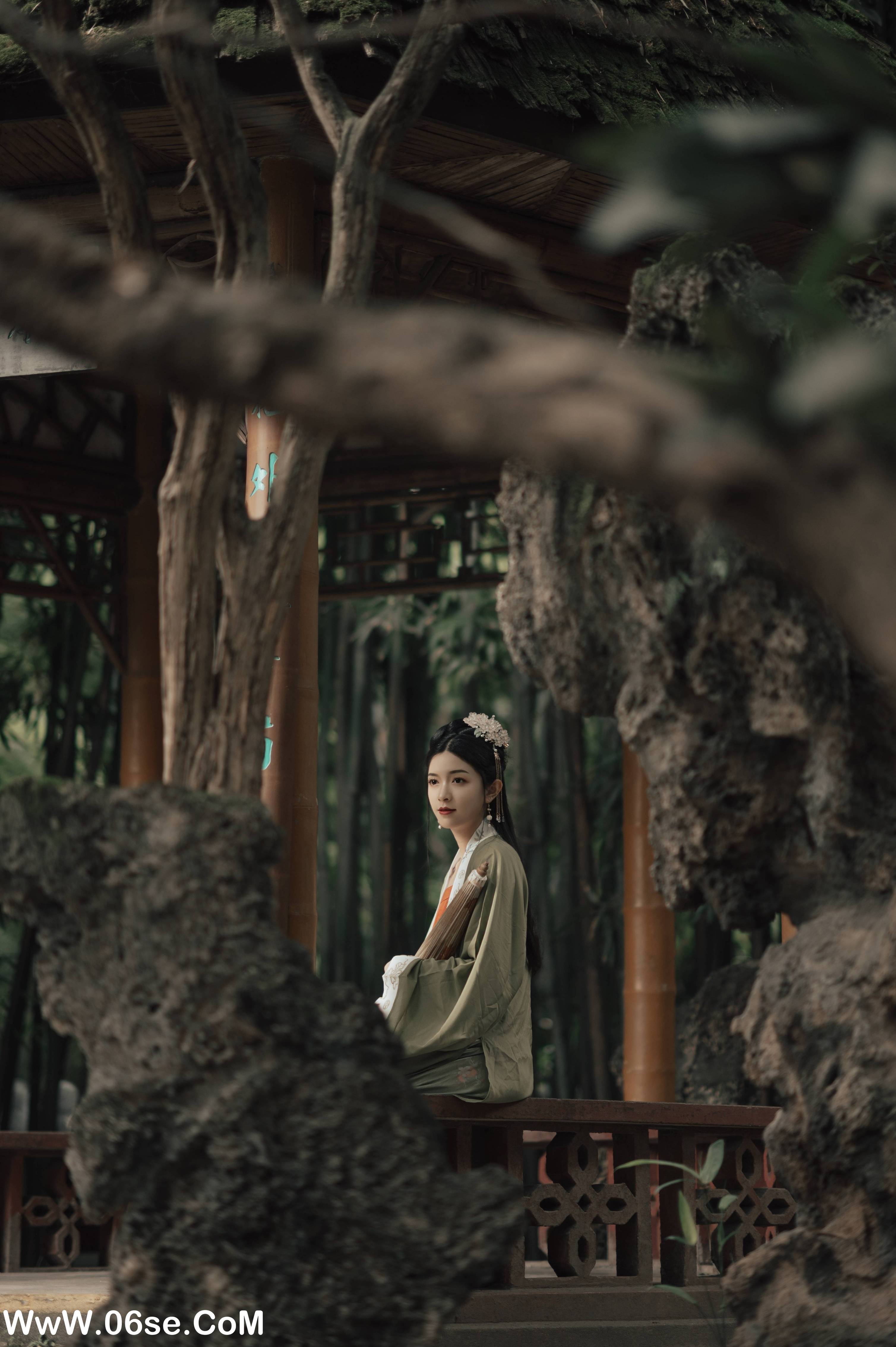 图片[18]-[YITUYU艺图语]2022.07.12 入江南 辛冉[32+1P／356MB]-六色网