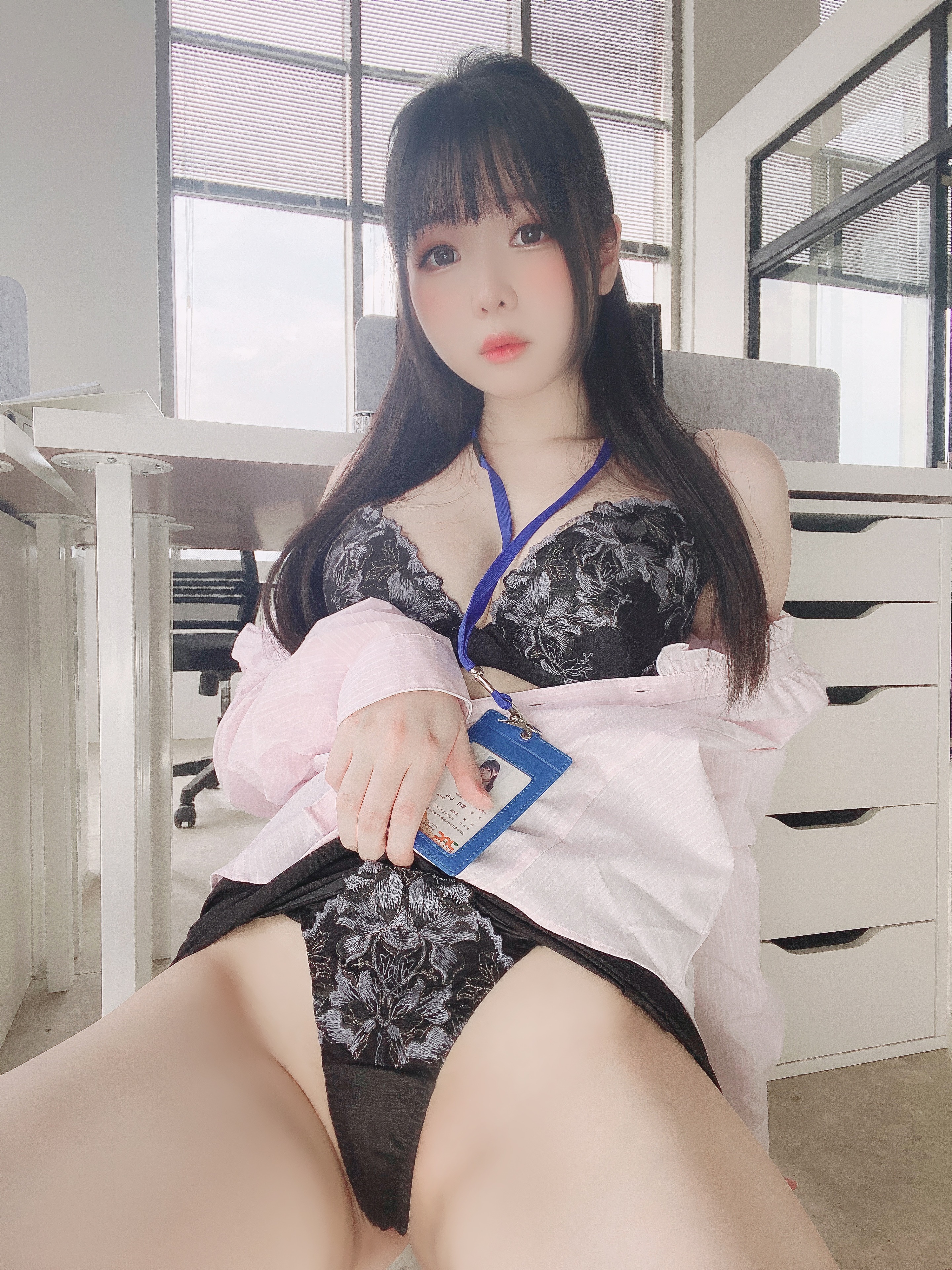 2022-08-25 新入社員しもちゃん [24P-193.12MB] 4