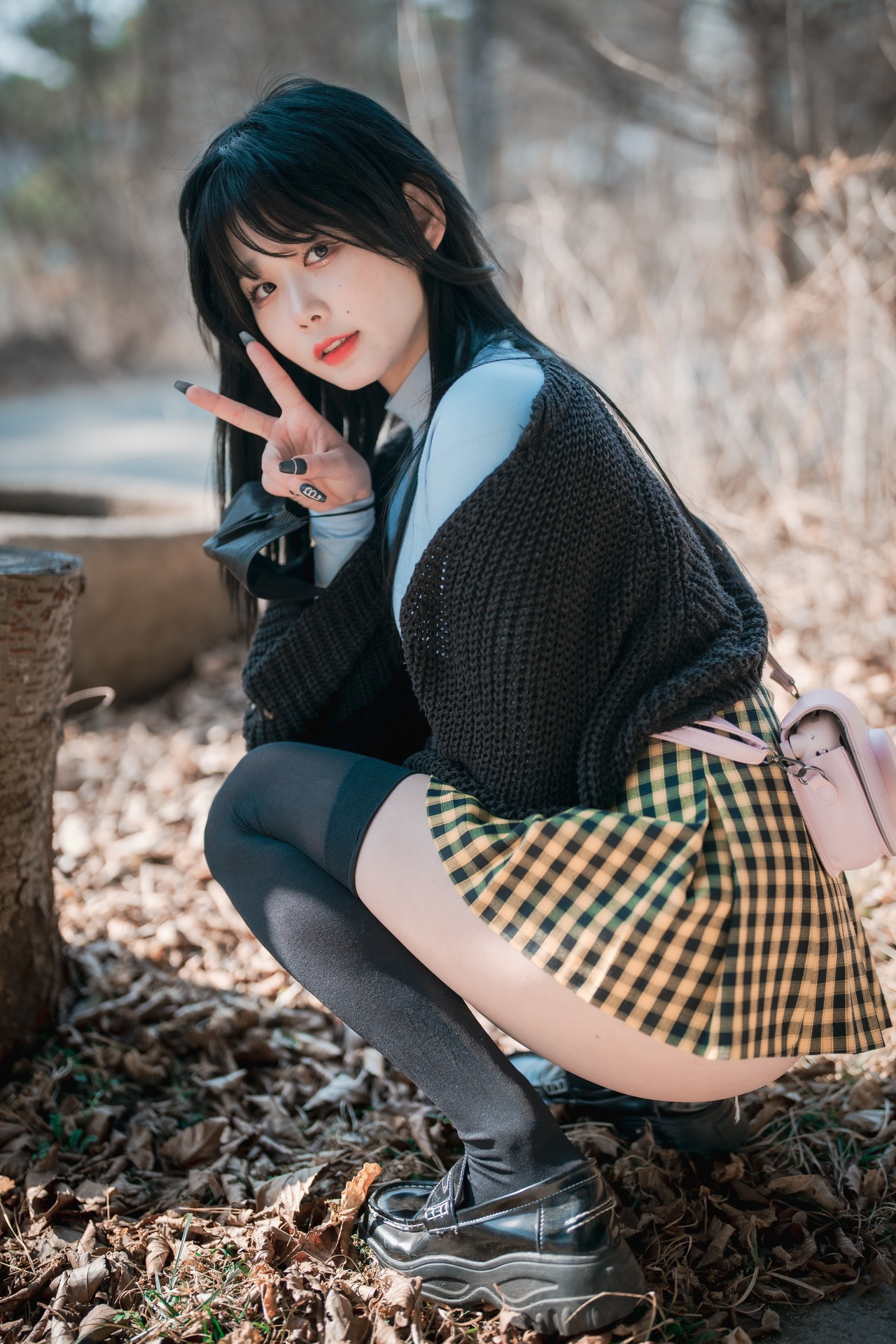 ZIA.Kwon 권지아, [DJAWA] Early Spring Walk in March Set.02 8